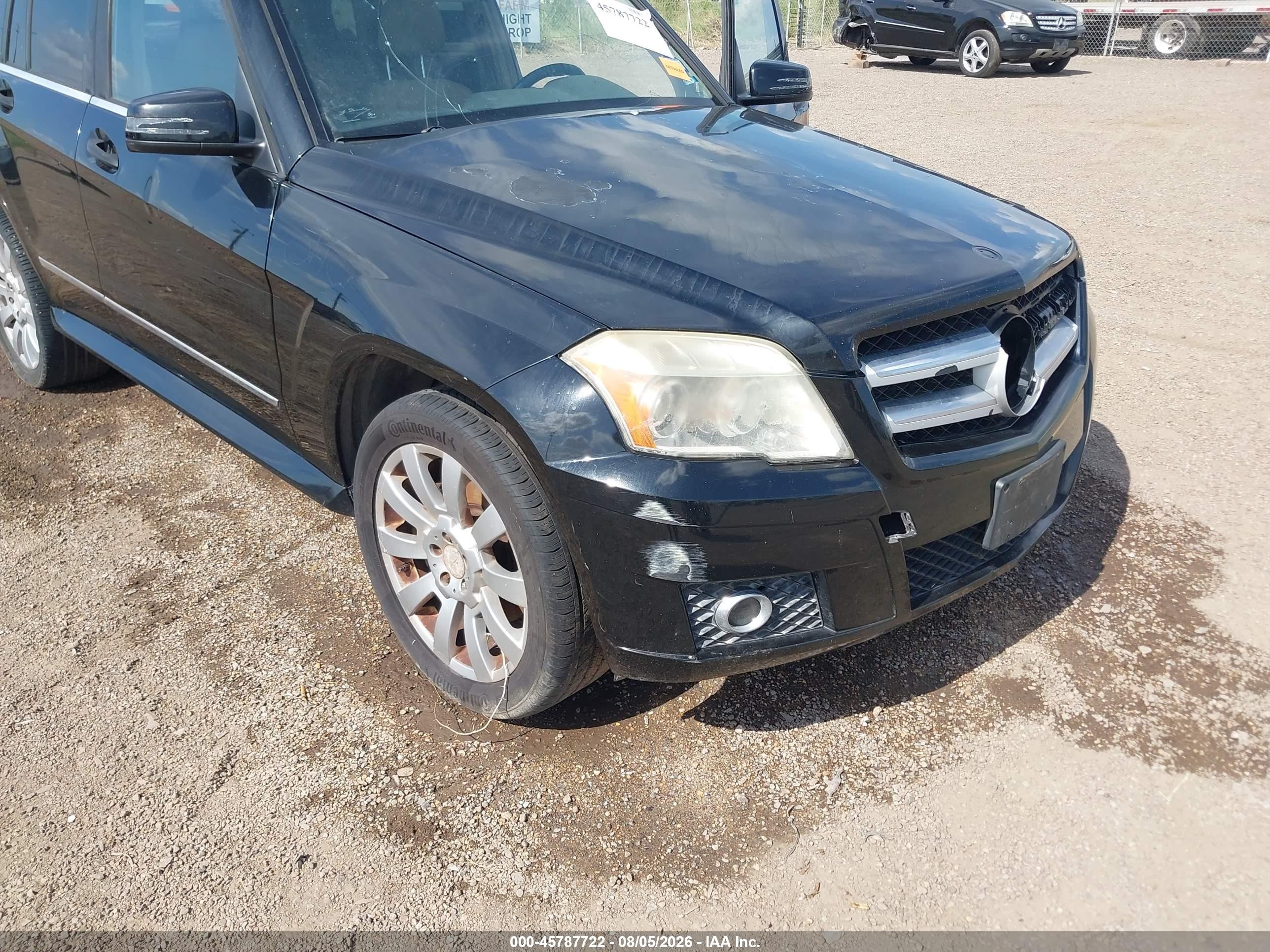 2010 Mercedes-benz Glk 350   Black vin: WDCGG5GB7AF333030