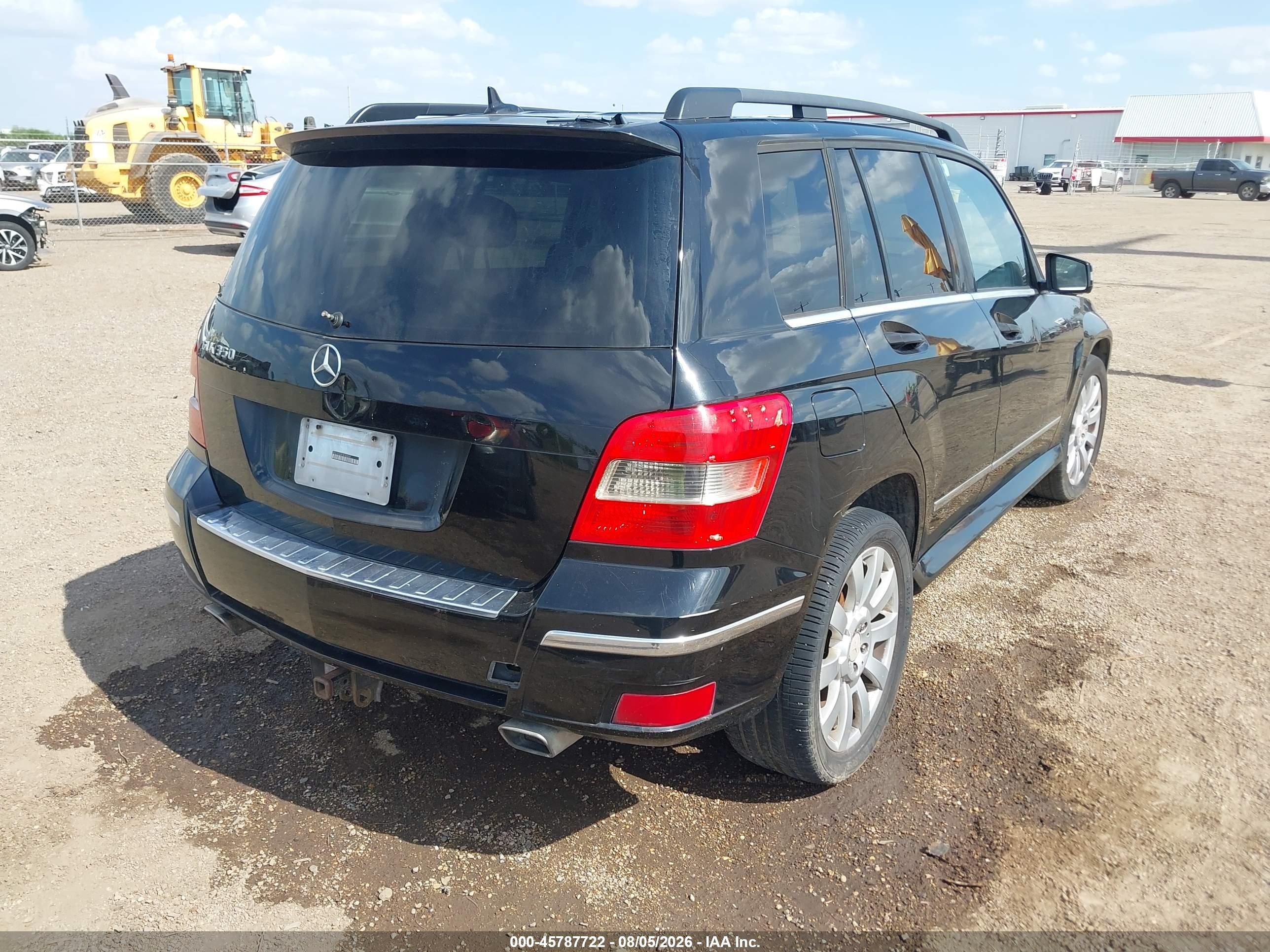 2010 Mercedes-benz Glk 350   Black vin: WDCGG5GB7AF333030