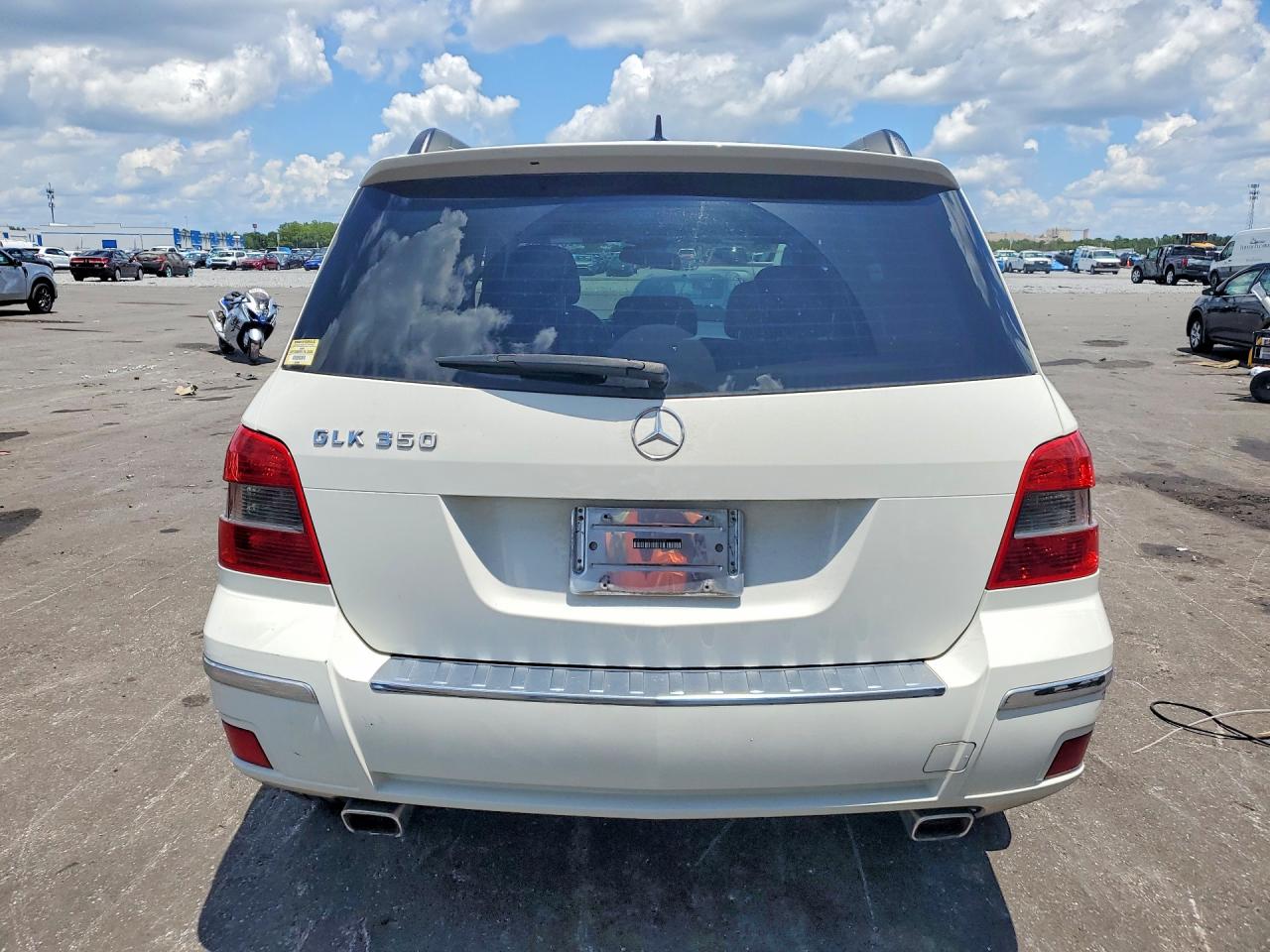 2010 Mercedes-benz Glk 350 White vin: WDCGG5GB7AF485986