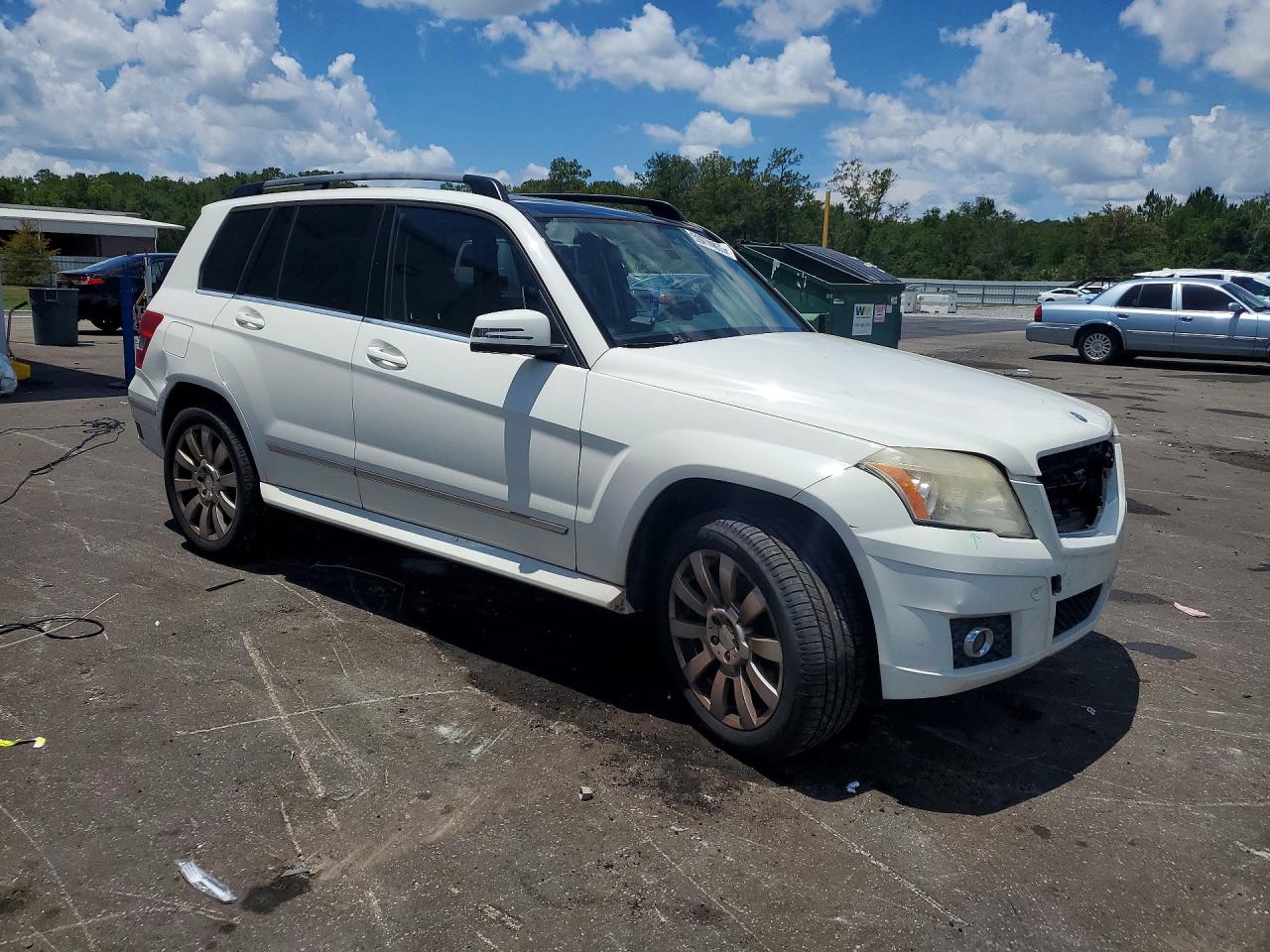 2010 Mercedes-benz Glk 350 White vin: WDCGG5GB7AF485986