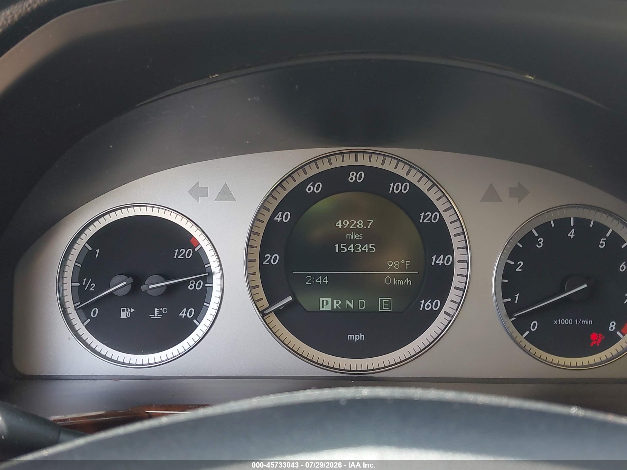 2011 Mercedes-benz Glk 350   White vin: WDCGG5GB7BF565399