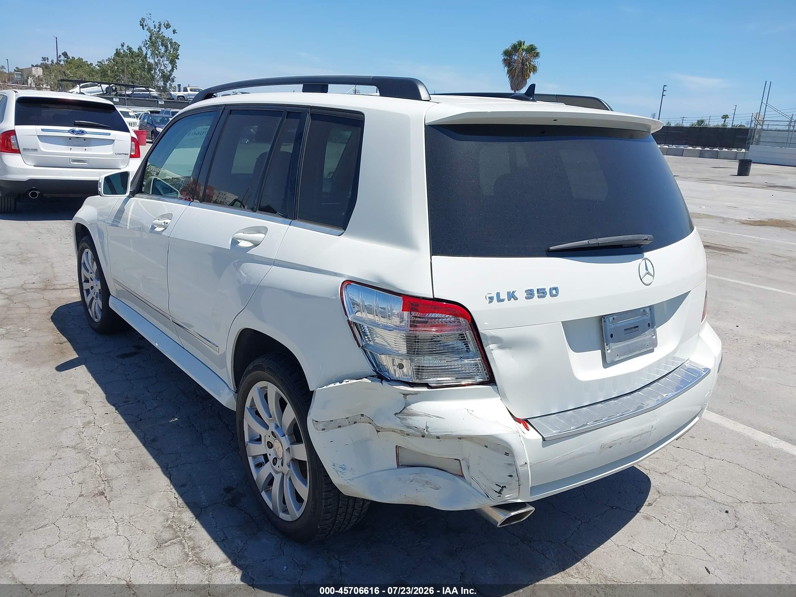 2010 Mercedes-benz Glk 350 White vin: WDCGG5GB8AF448381