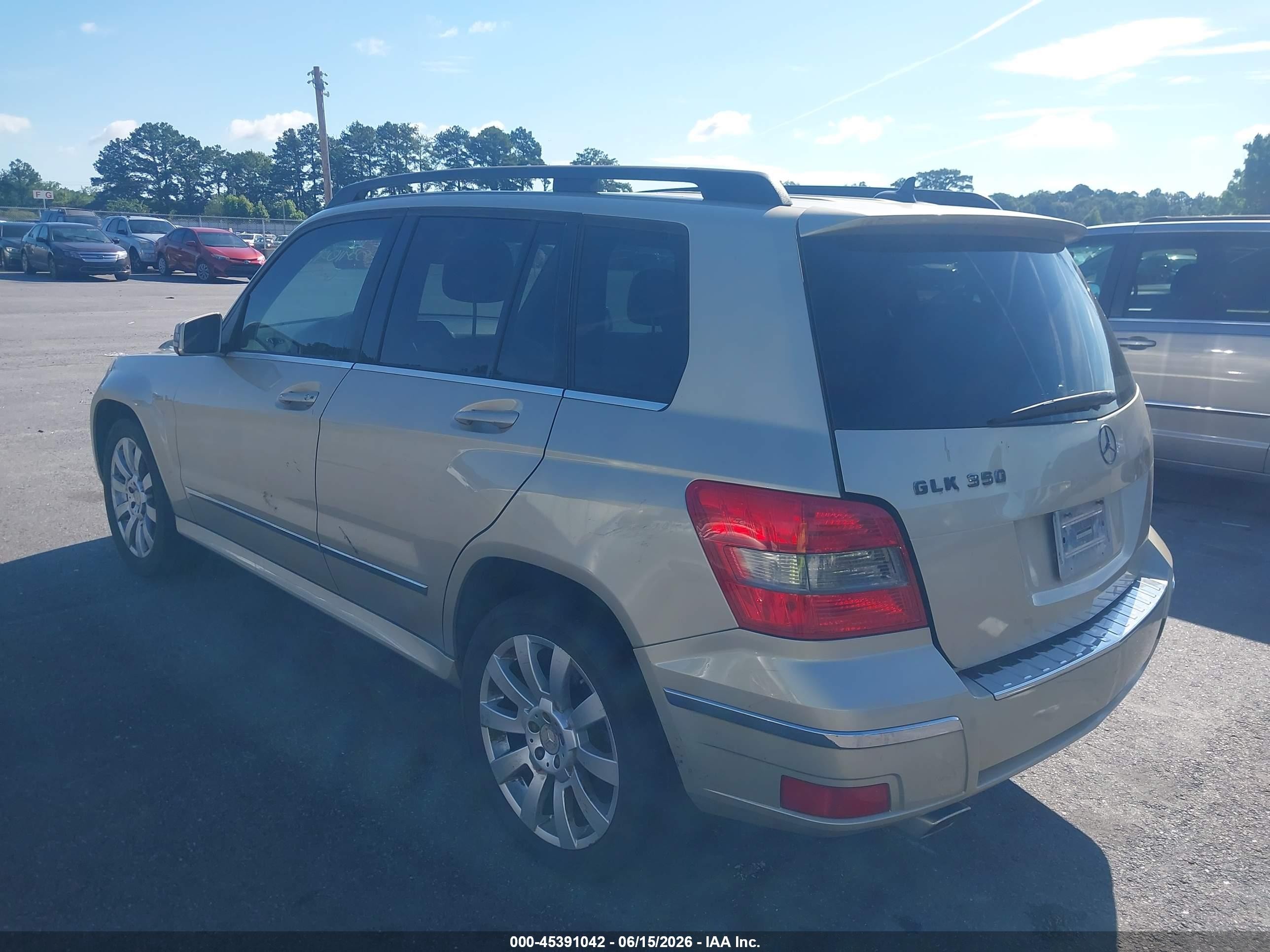 2012 Mercedes-benz Glk 350   Beige vin: WDCGG5GB8CF848234