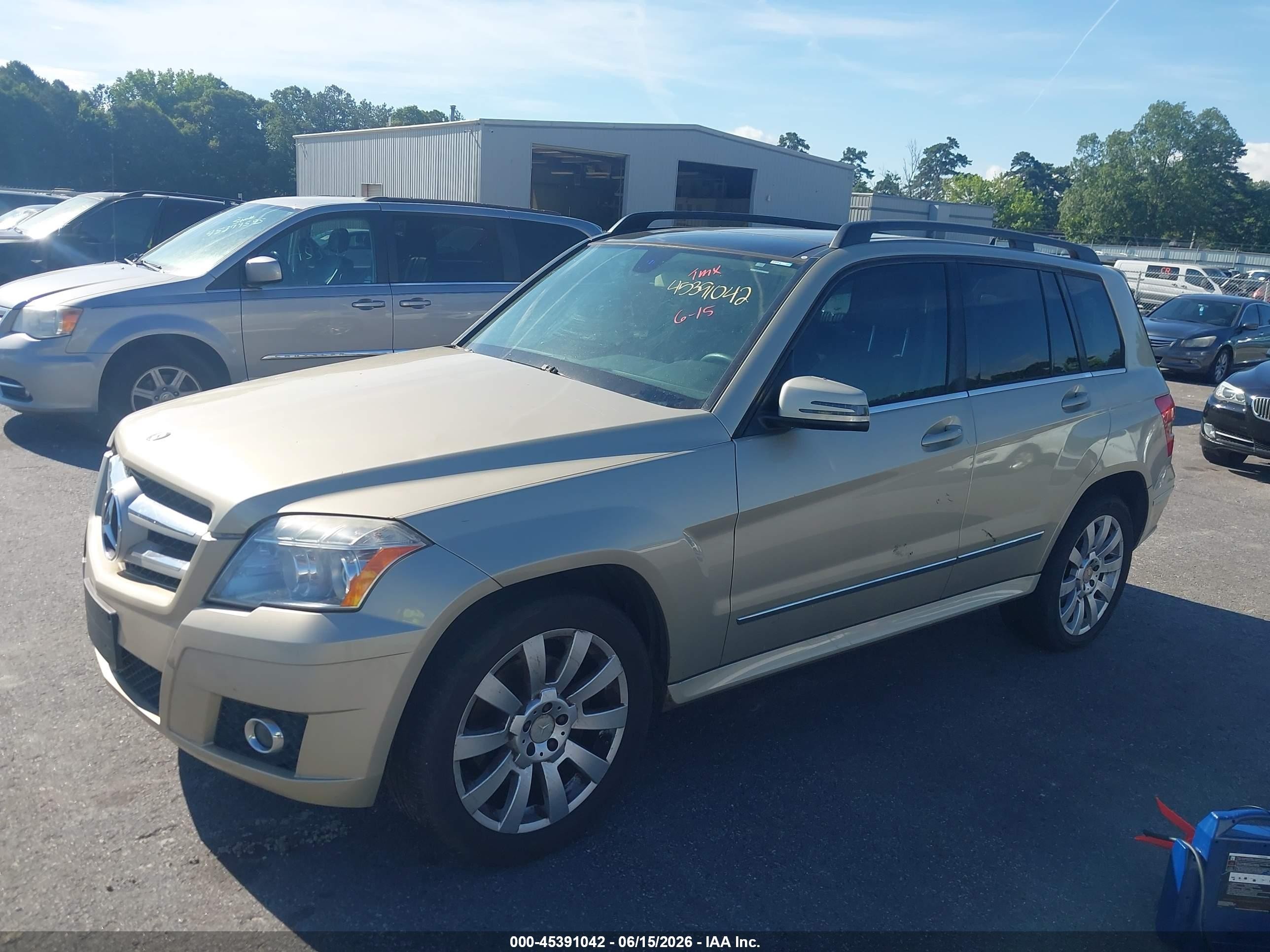 2012 Mercedes-benz Glk 350   Beige vin: WDCGG5GB8CF848234