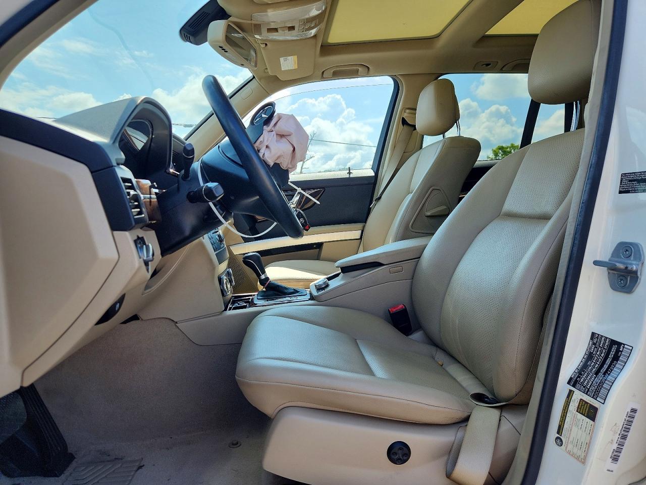 2010 Mercedes-benz Glk 350 White vin: WDCGG5GB9AF473936