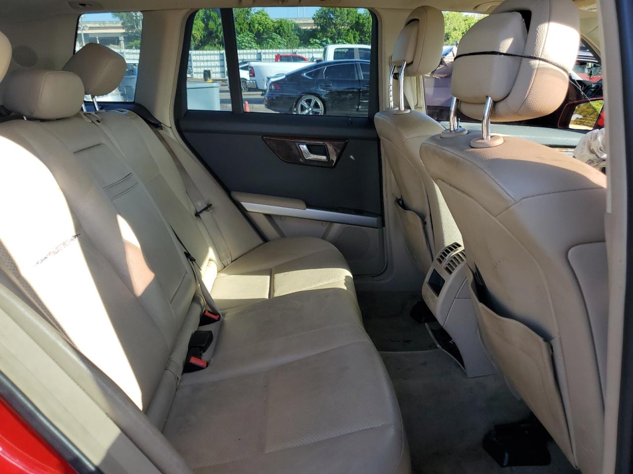 2011 Mercedes-benz Glk 350 Red vin: WDCGG5GB9BF587890