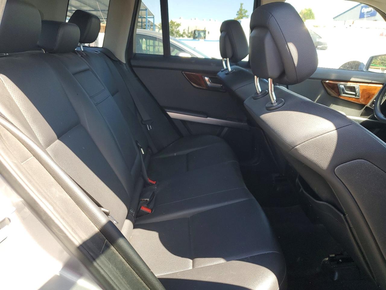 2012 Mercedes-benz Glk 350 Silver vin: WDCGG5GB9CF738275