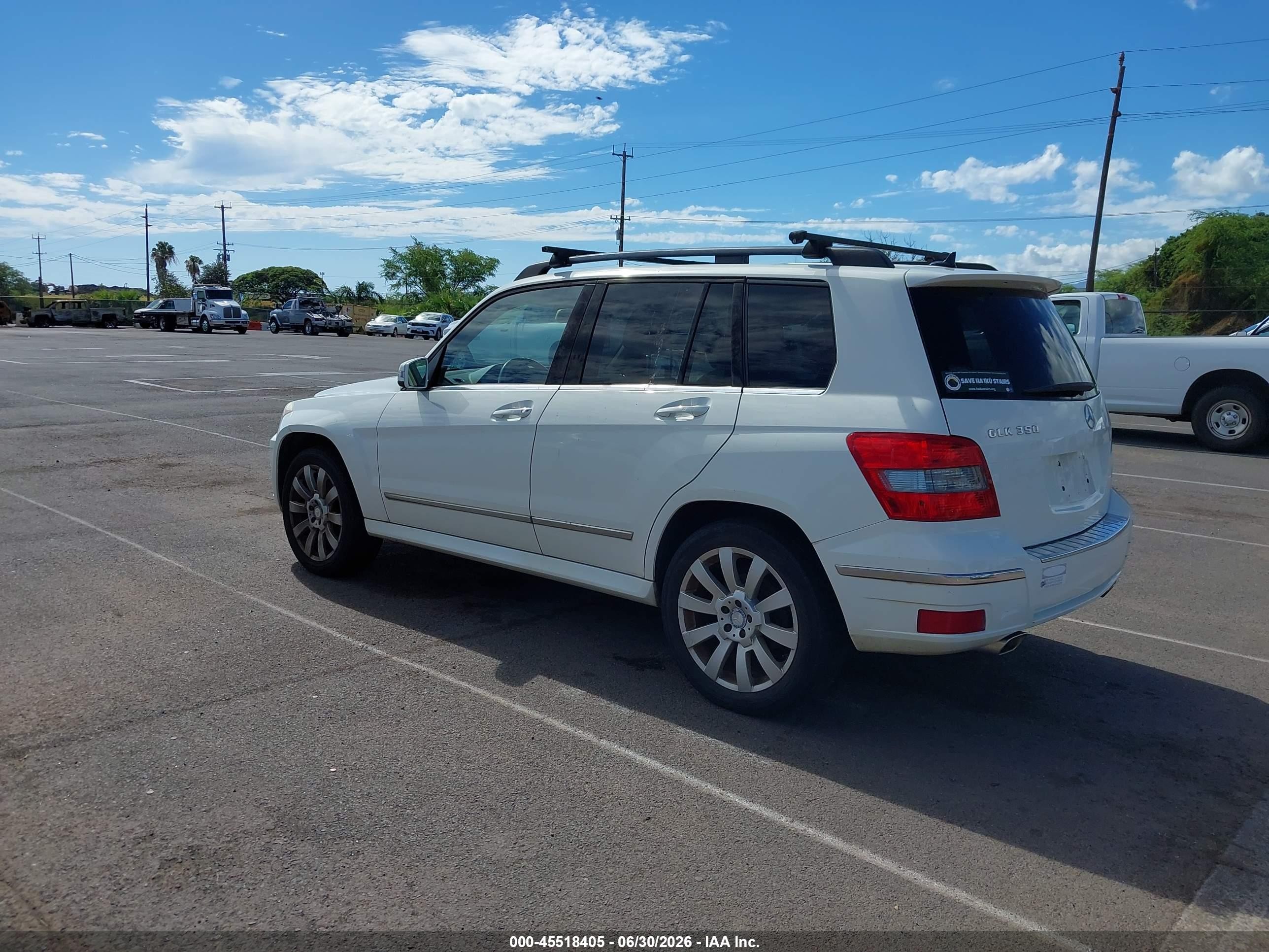 2012 Mercedes-benz Glk 350   White vin: WDCGG5GB9CF778663
