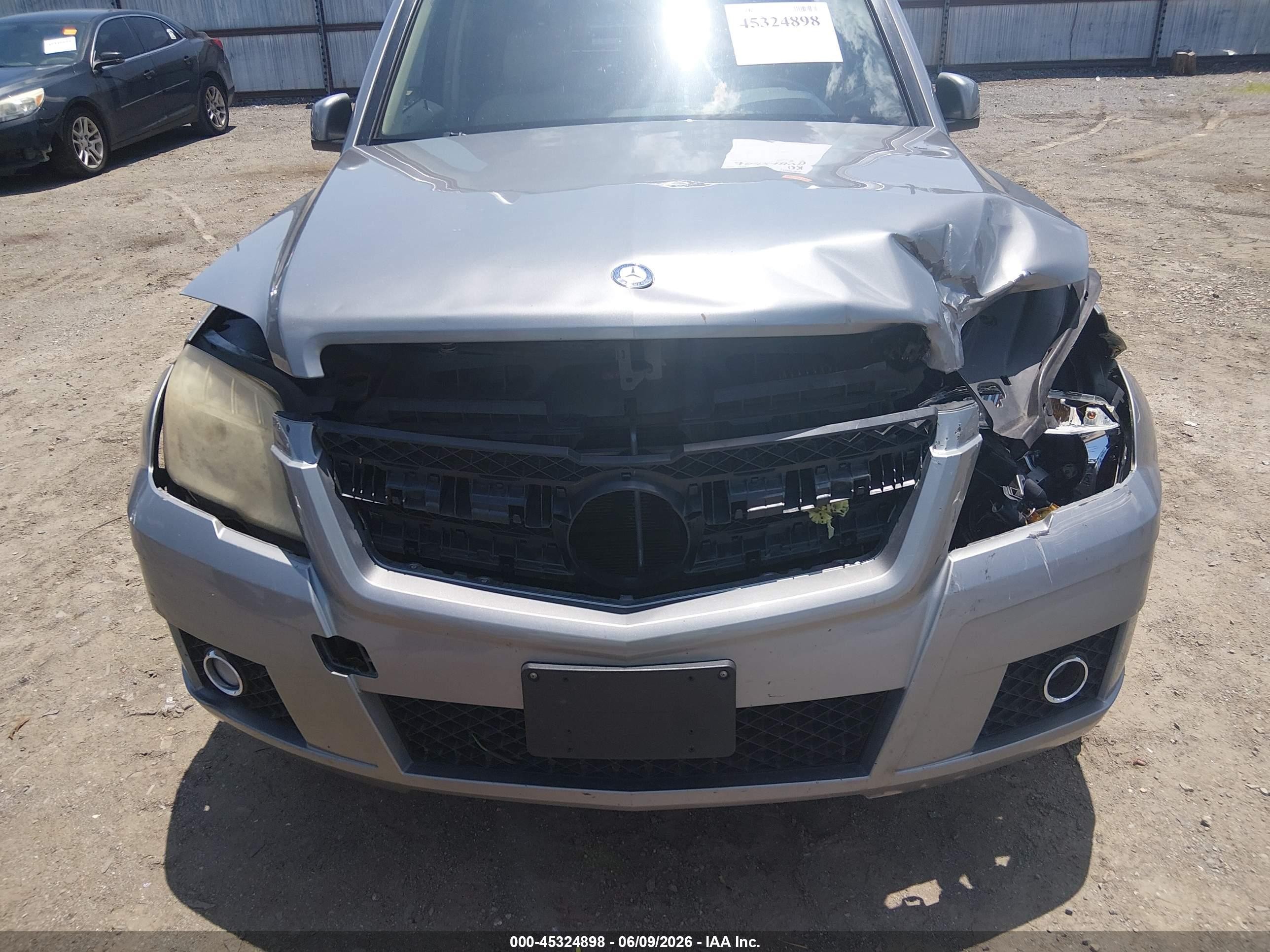 2011 Mercedes-benz Glk 350 Silver vin: WDCGG5GBXBF527505