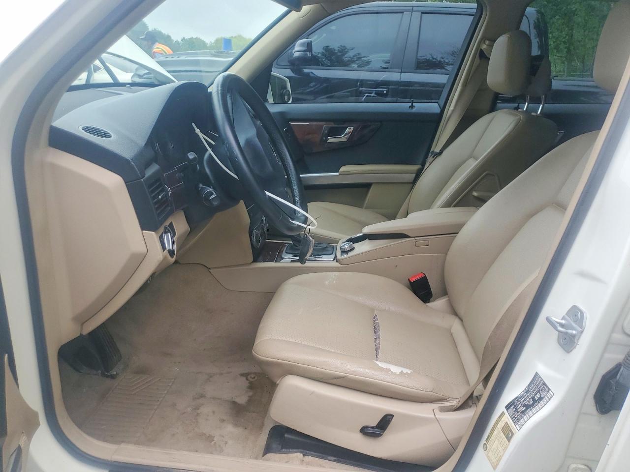 2011 Mercedes-benz Glk 350 White vin: WDCGG5GBXBF616071