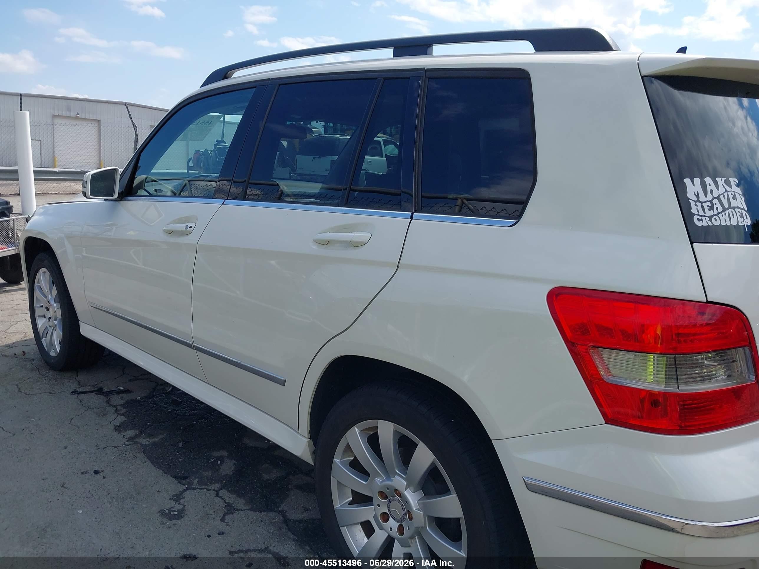 2012 Mercedes-benz Glk 350   White vin: WDCGG5GBXCF778932
