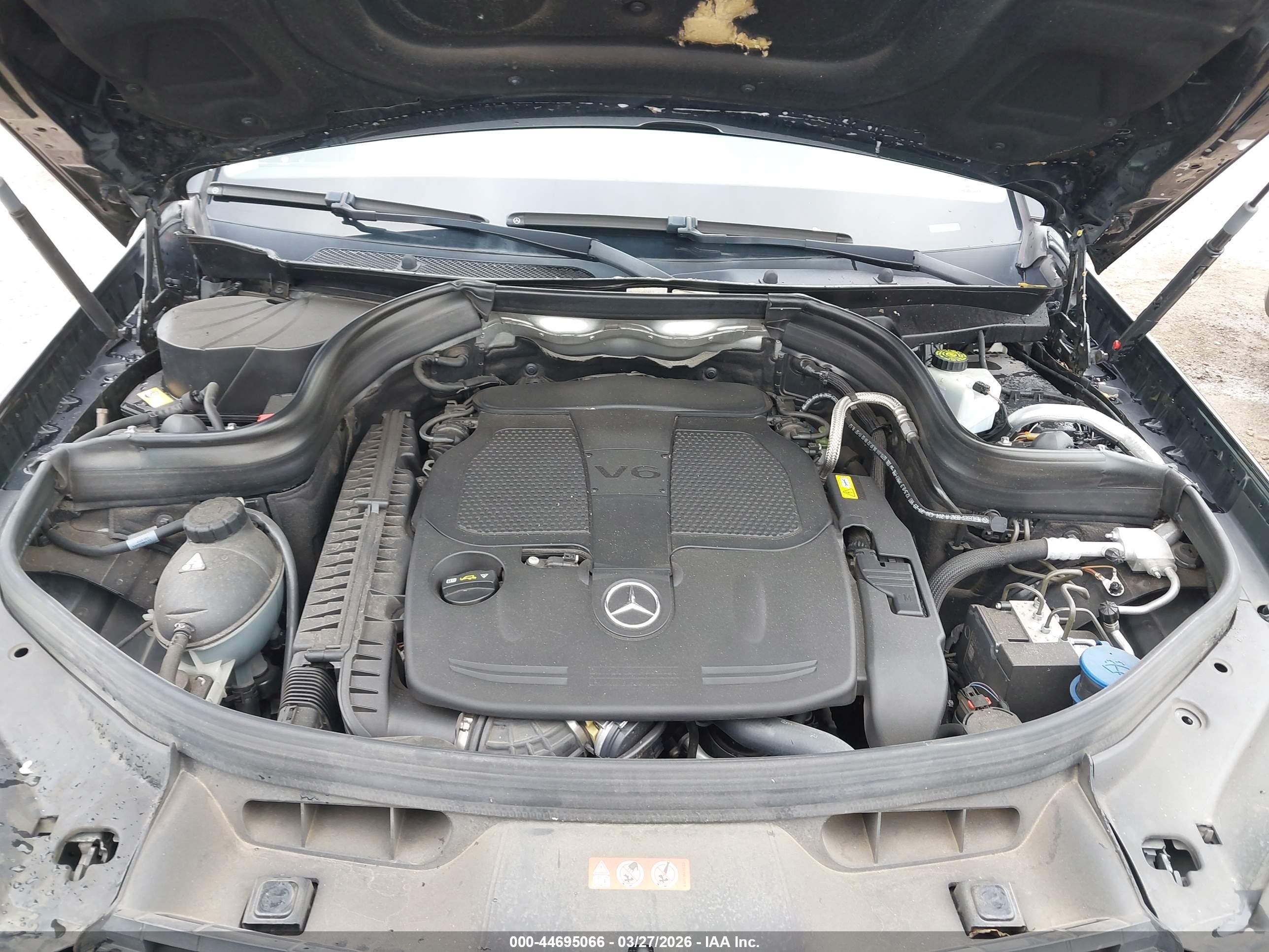 2013 Mercedes-benz Glk 350   Черный vin: WDCGG5HB0DF989640