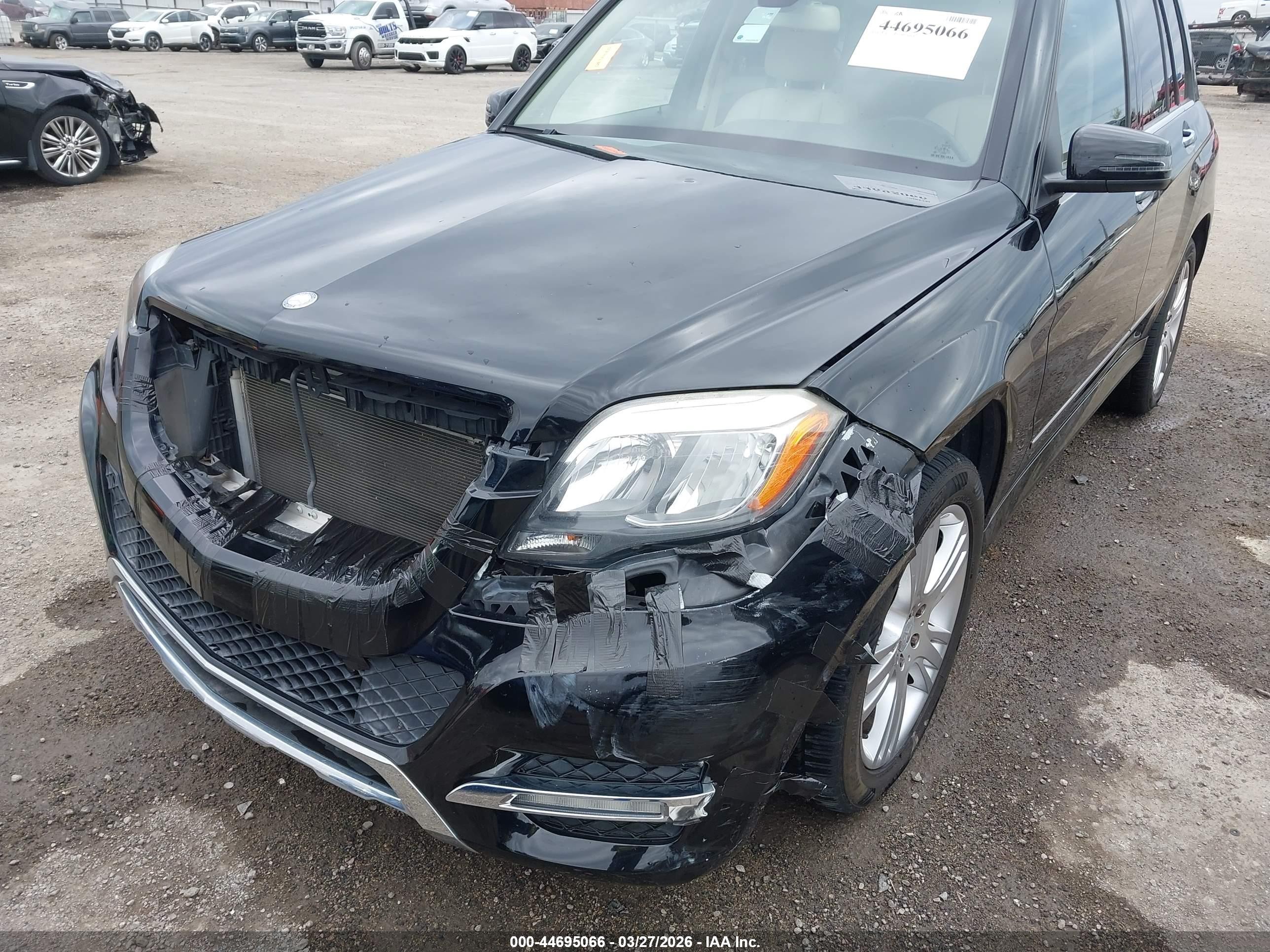 2013 Mercedes-benz Glk 350   Черный vin: WDCGG5HB0DF989640
