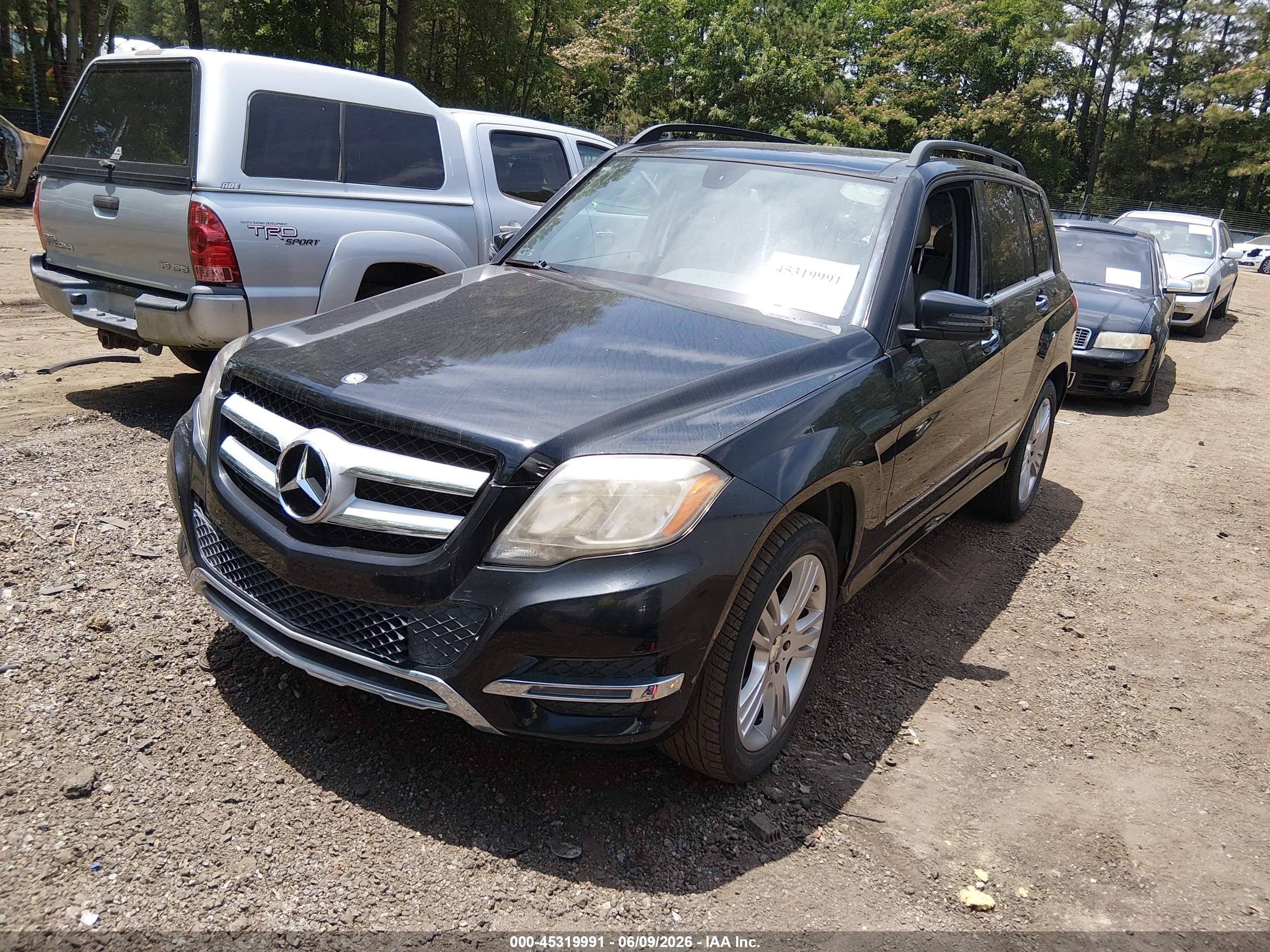 2013 Mercedes-benz Glk 350   Black vin: WDCGG5HB0DG040289