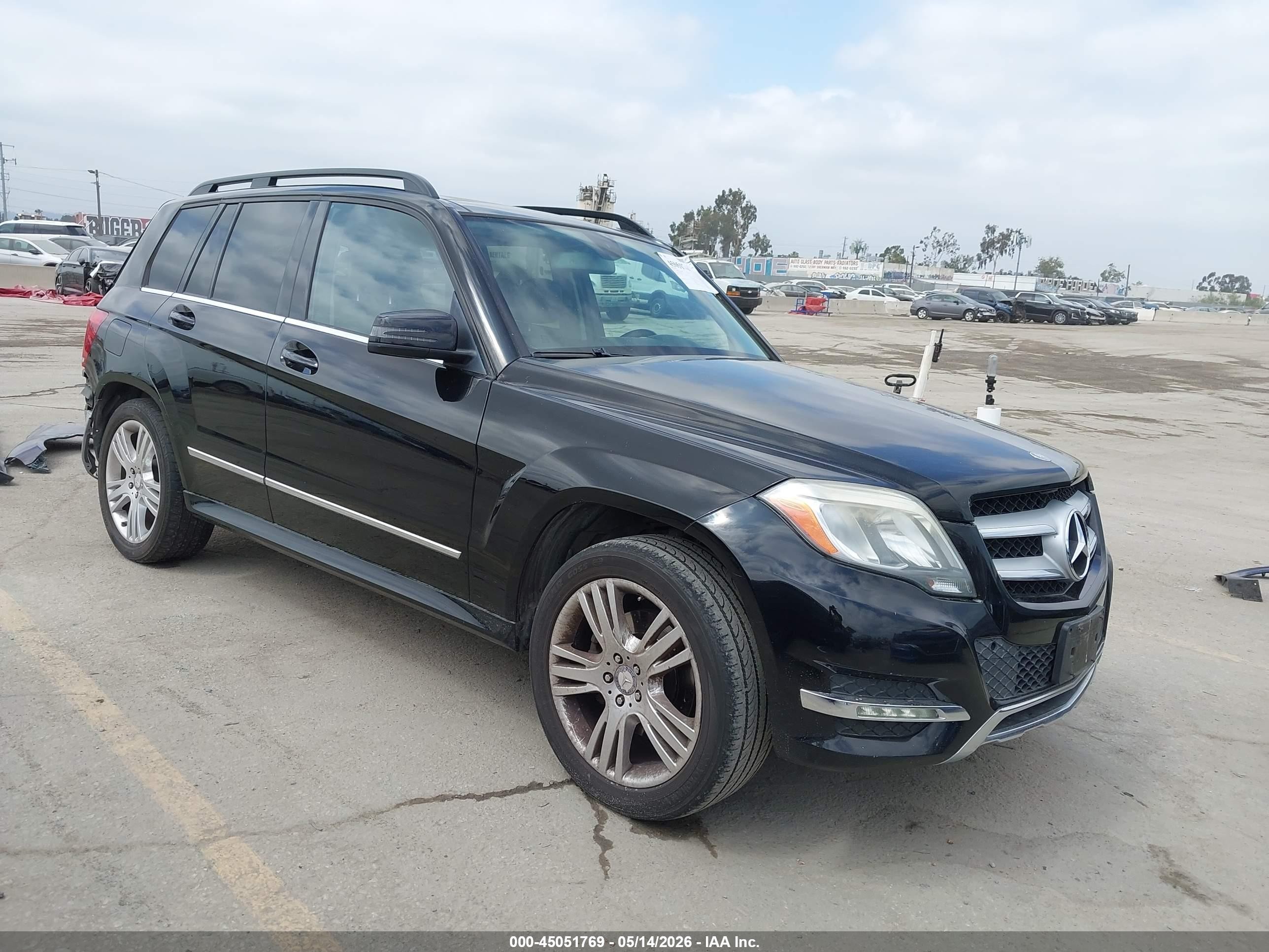 2013 Mercedes-benz Glk 350   Black vin: WDCGG5HB0DG053415