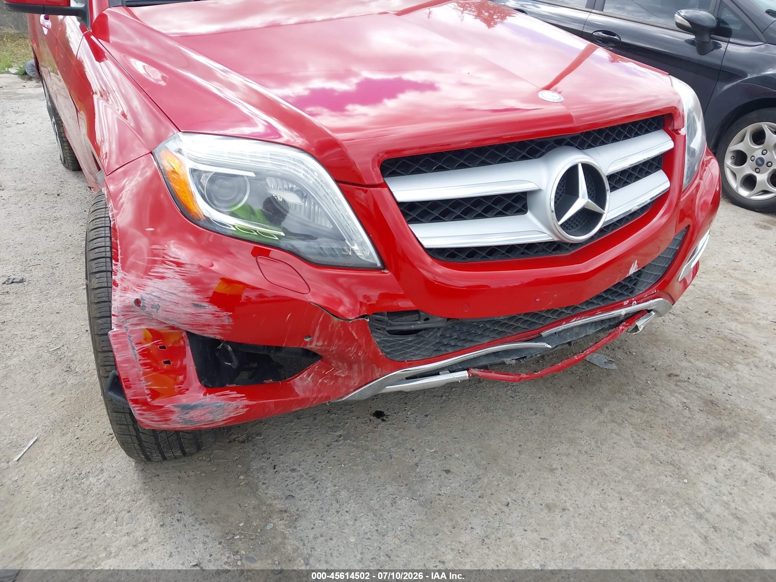 2013 Mercedes-benz Glk 350   Red vin: WDCGG5HB0DG055746