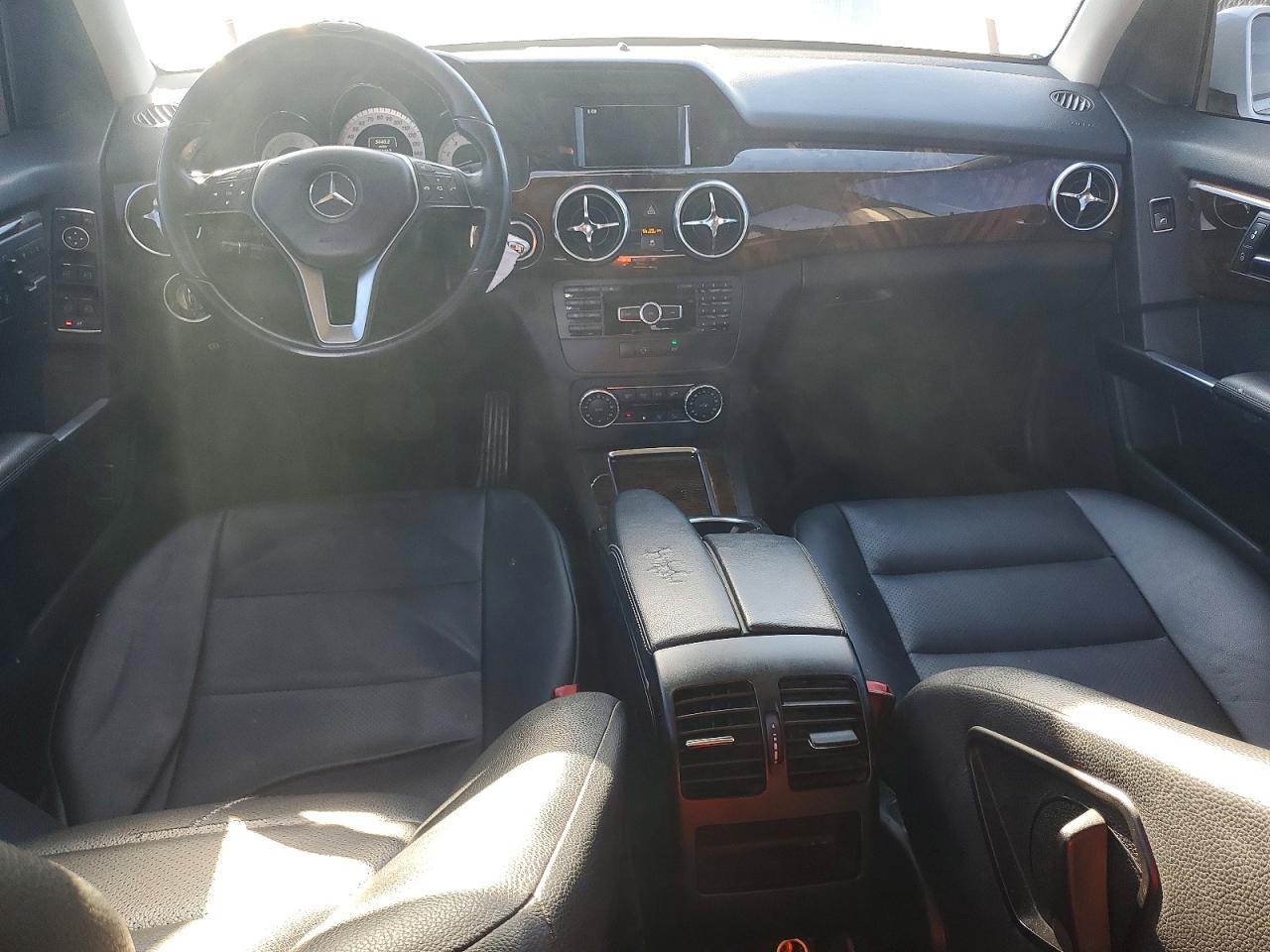 2014 Mercedes-benz Glk 350 White vin: WDCGG5HB0EG194504