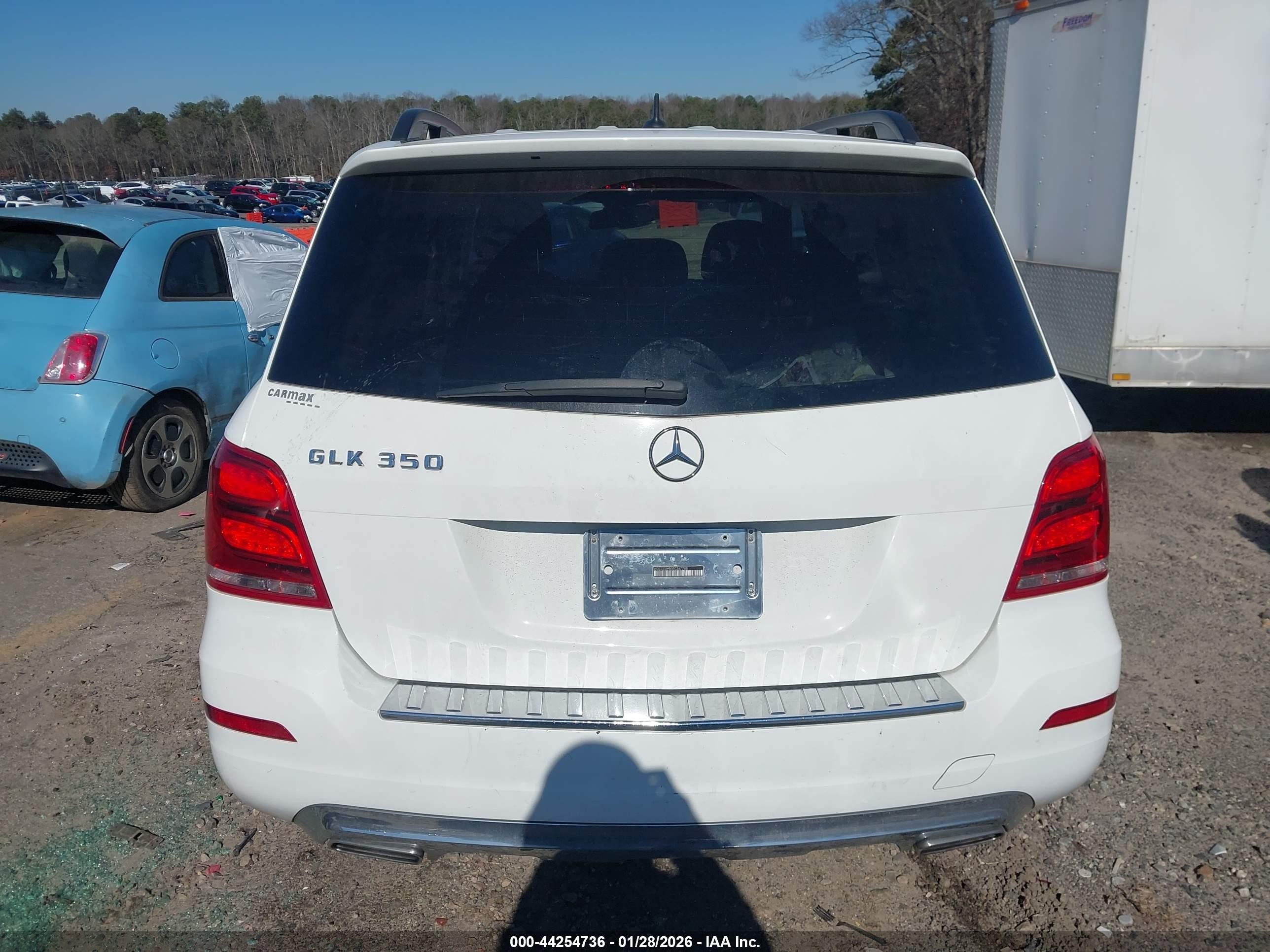 2014 Mercedes-benz Glk 350   White vin: WDCGG5HB0EG267788
