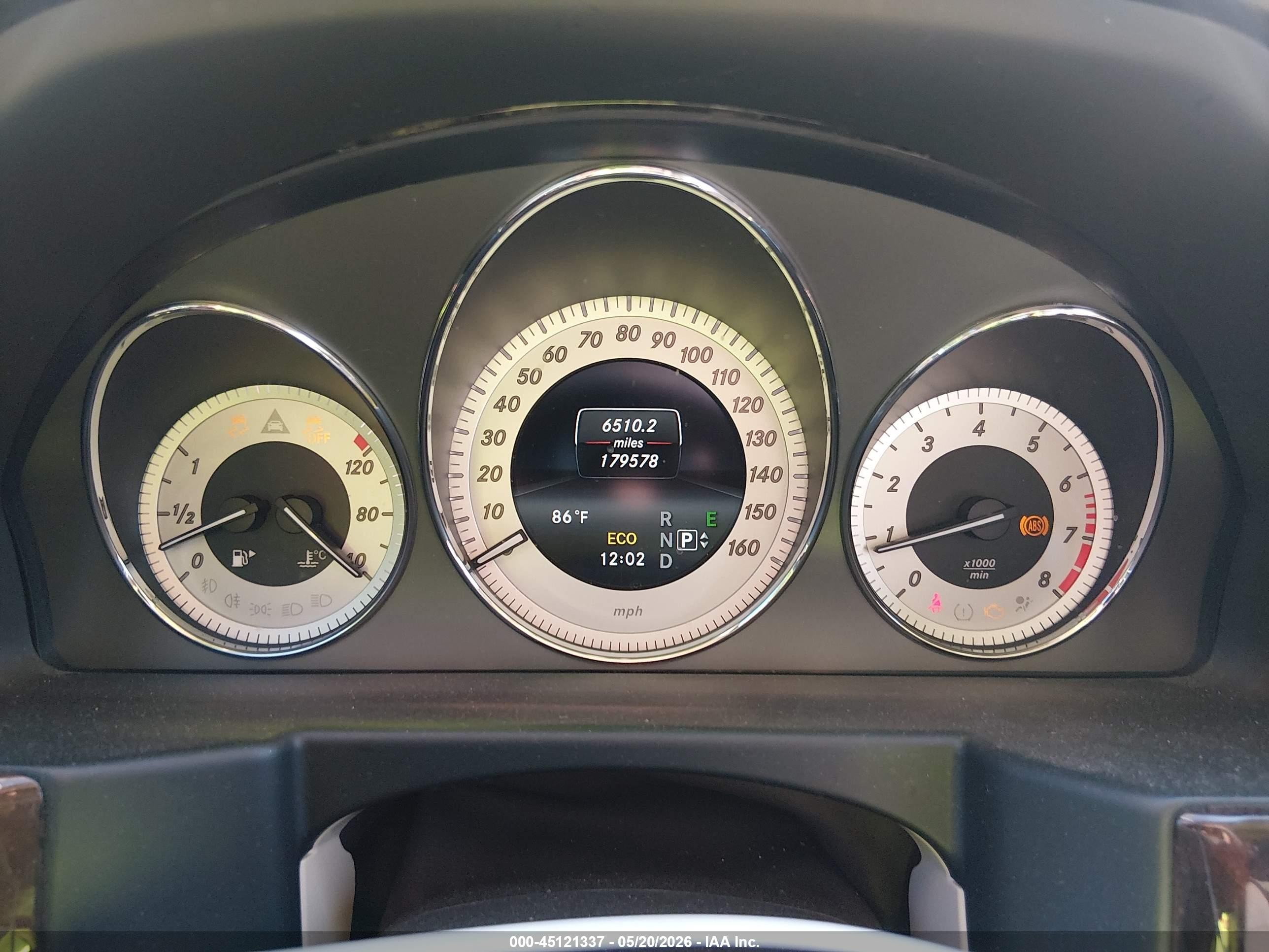 2014 Mercedes-benz Glk 350   White vin: WDCGG5HB0EG315497