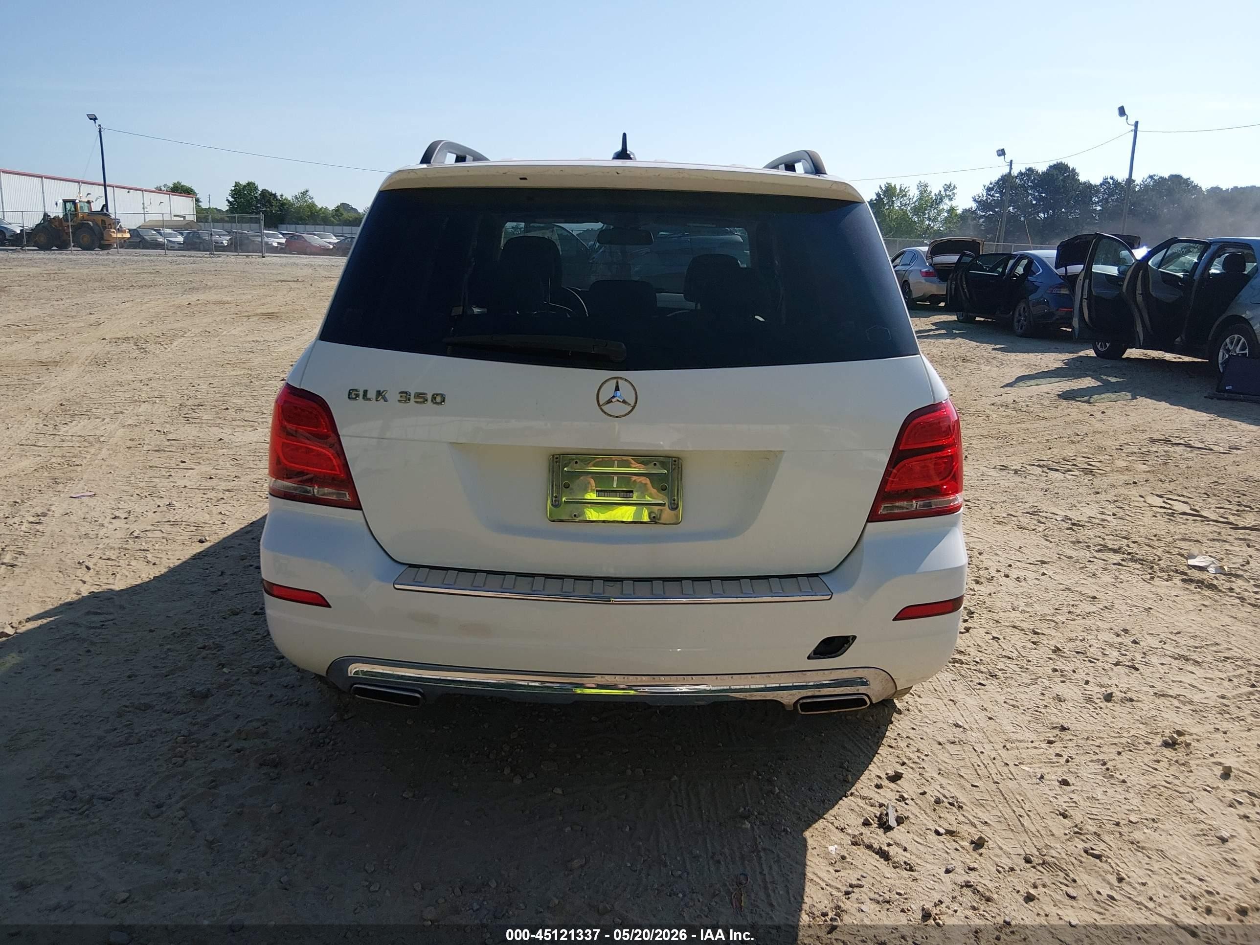 2014 Mercedes-benz Glk 350   White vin: WDCGG5HB0EG315497