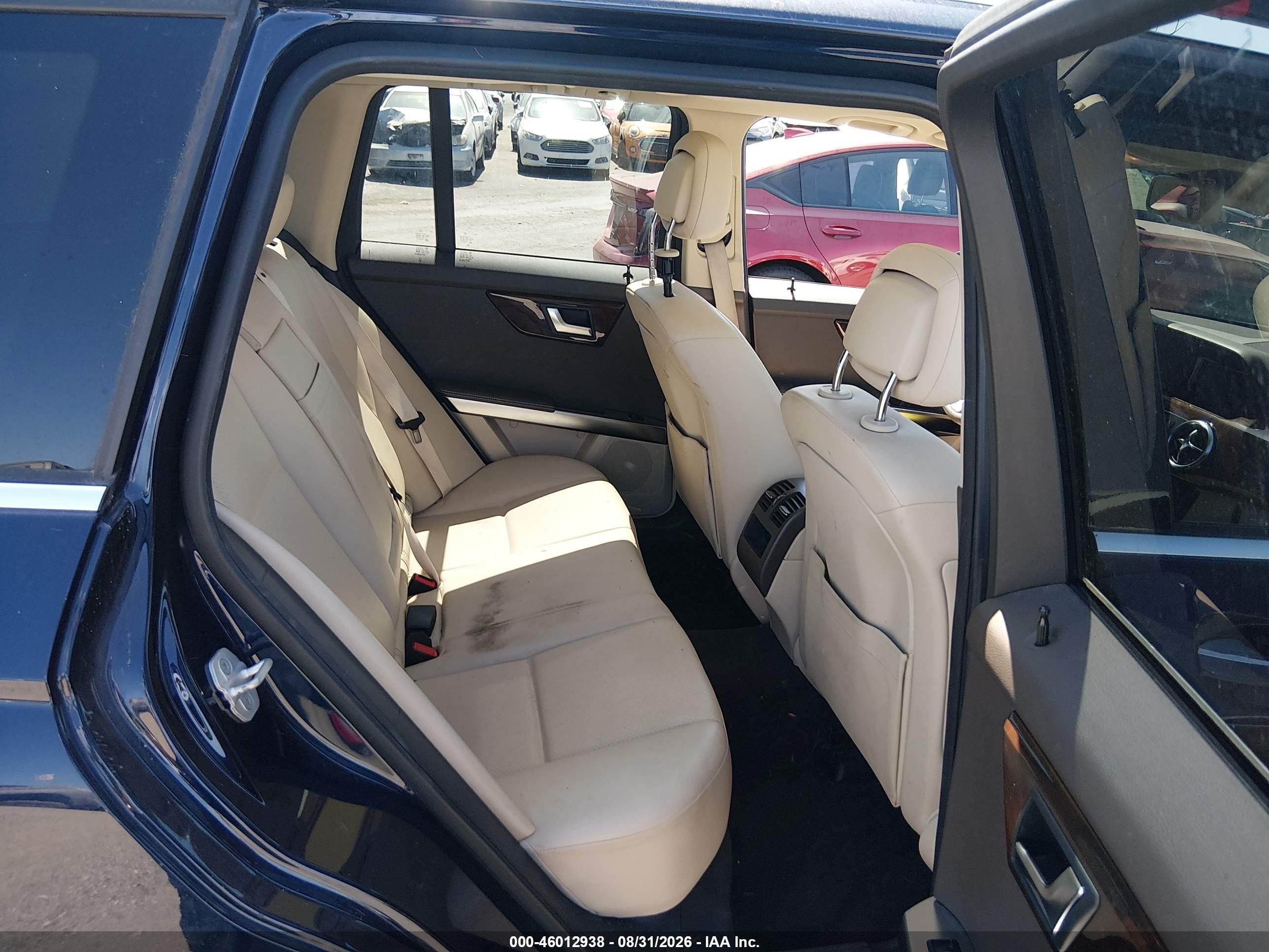 2014 Mercedes-benz Glk 350   Dark Blue vin: WDCGG5HB0EG334812