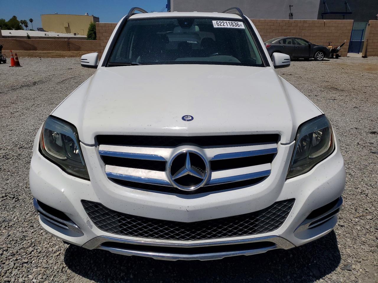 2015 Mercedes-benz Glk 350 White vin: WDCGG5HB0FG338358