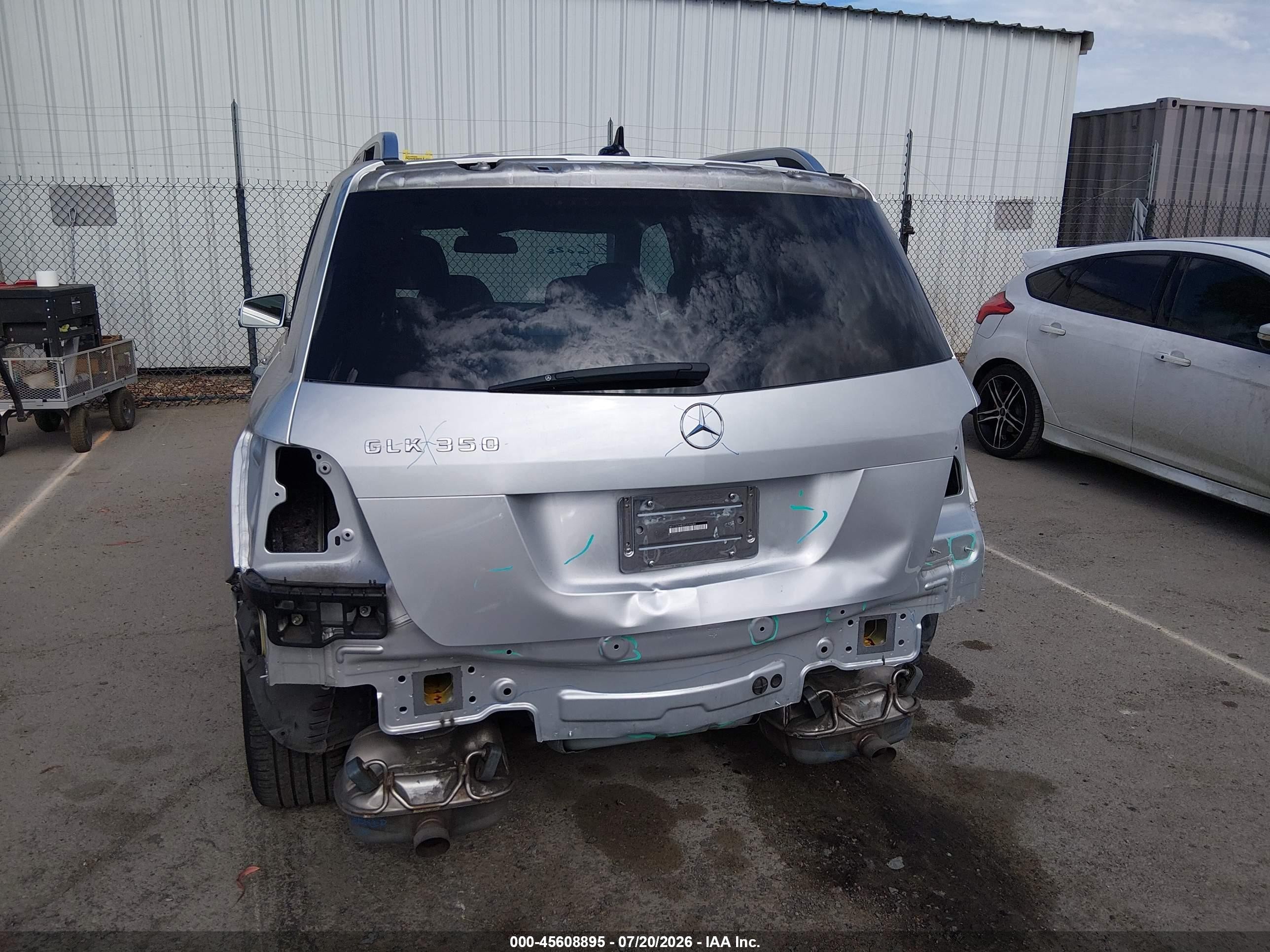 2015 Mercedes-benz Glk 350   Silver vin: WDCGG5HB0FG339686