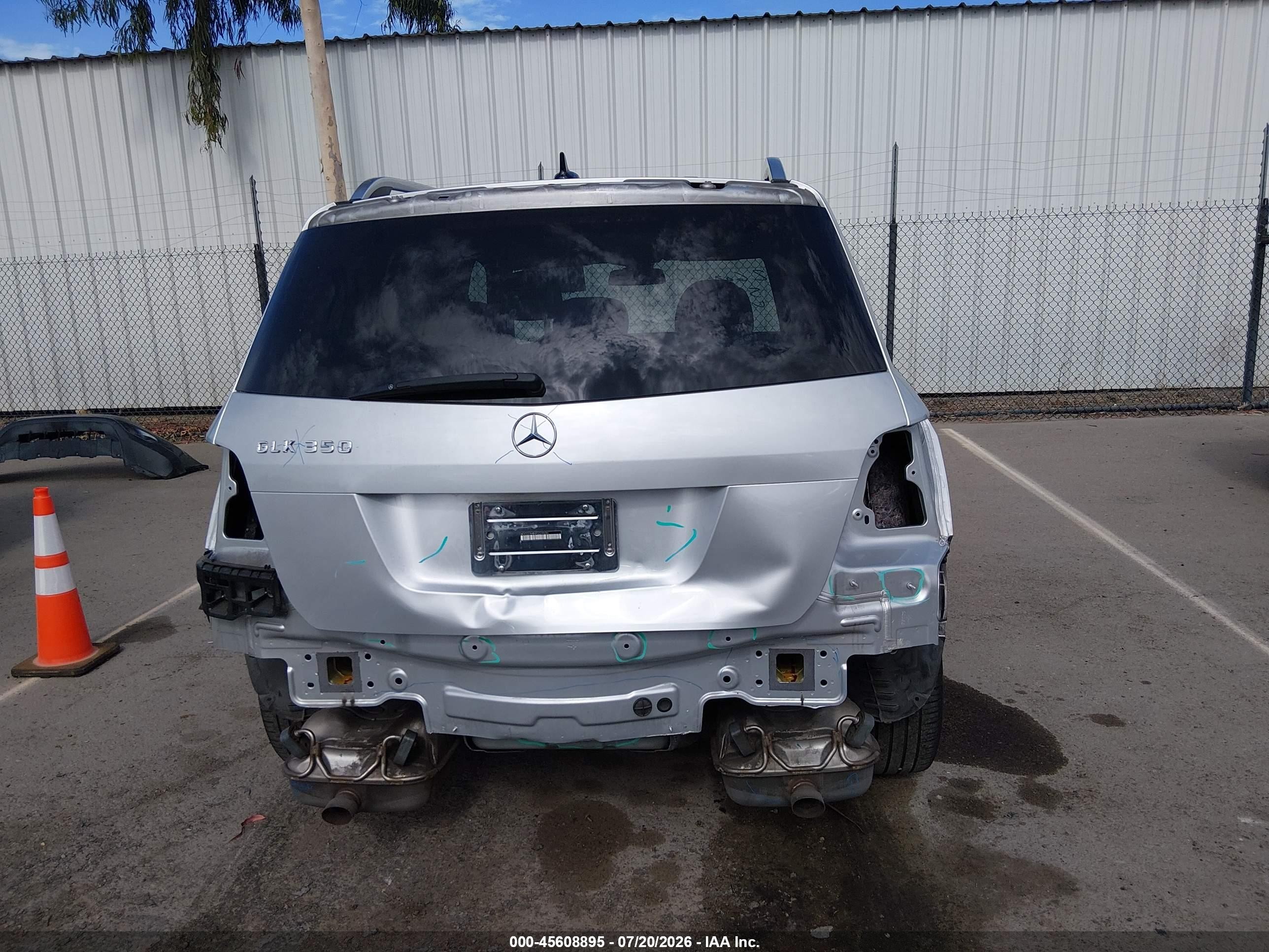 2015 Mercedes-benz Glk 350   Silver vin: WDCGG5HB0FG339686