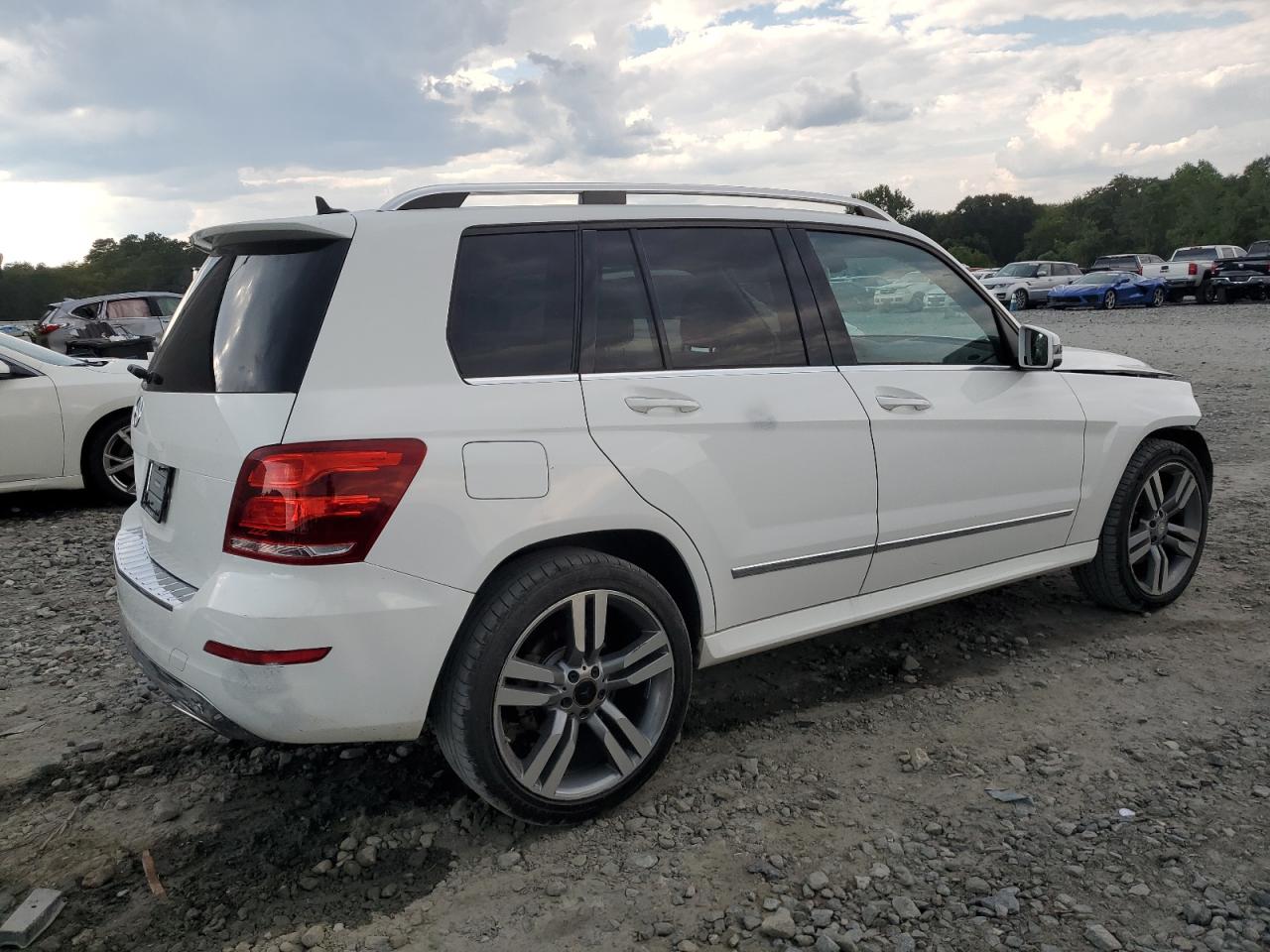 2015 Mercedes-benz Glk 350 White vin: WDCGG5HB0FG346668