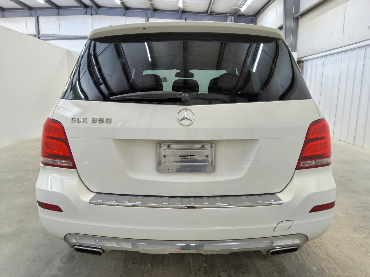 2015 Mercedes-benz Glk Белый vin: WDCGG5HB0FG359078