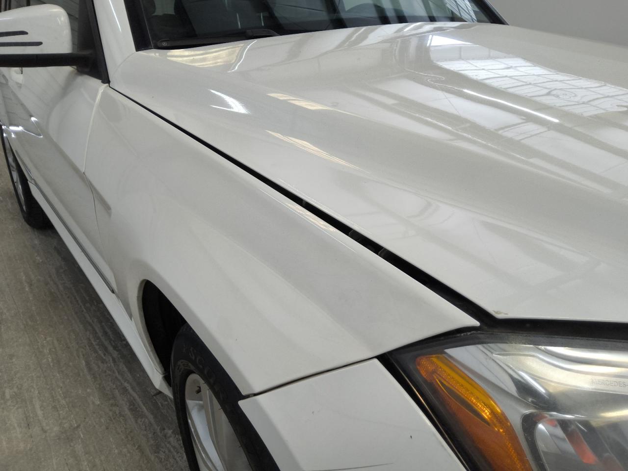 2015 Mercedes-benz Glk Белый vin: WDCGG5HB0FG359078 Damage: Right Front Fender, Dent(S) W/No Paint Dmg, 1/2 To 1 Inch
