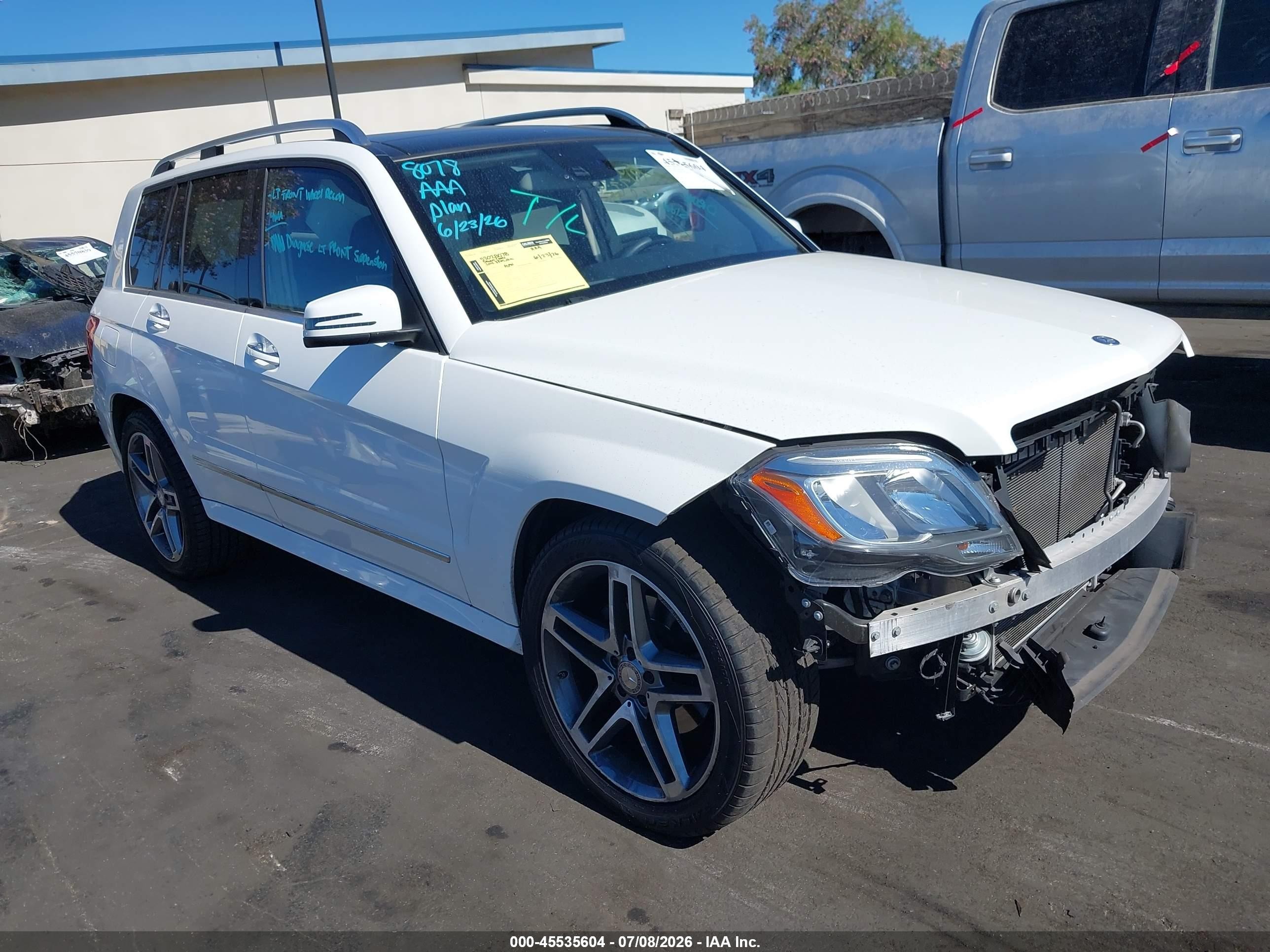 2015 Mercedes-benz Glk 350   White vin: WDCGG5HB0FG366208