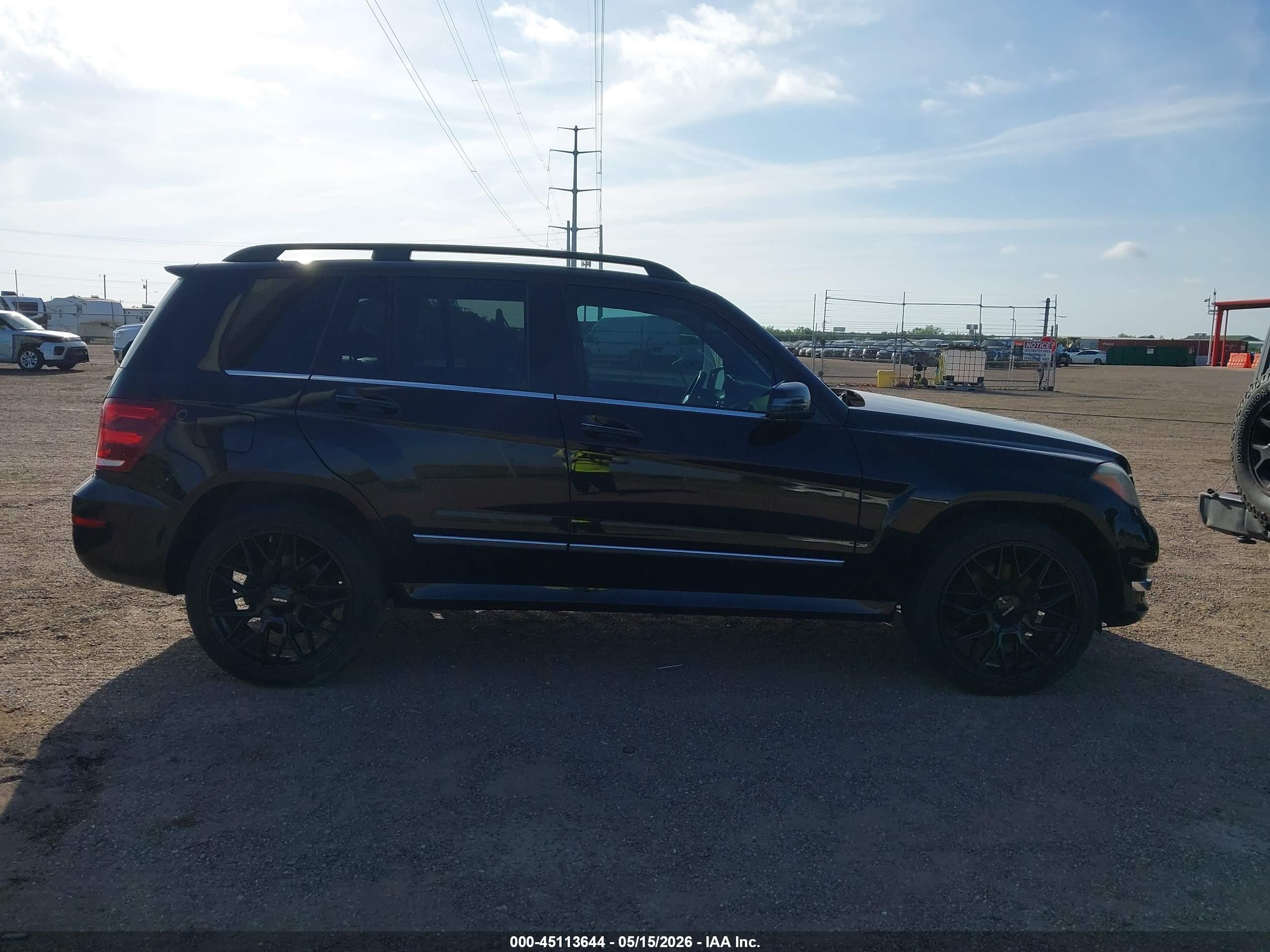 2015 Mercedes-benz Glk 350   Black vin: WDCGG5HB0FG393747
