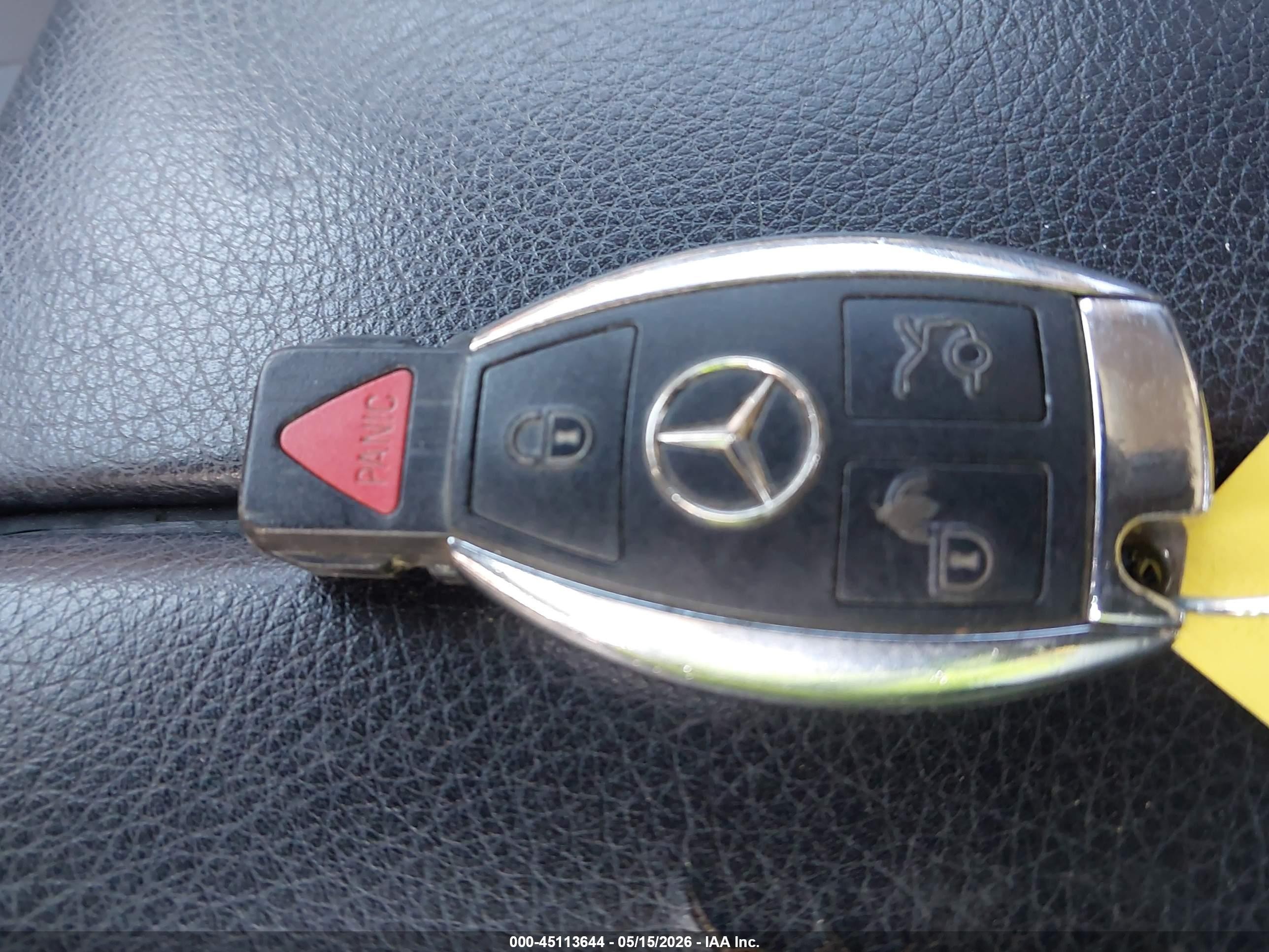 2015 Mercedes-benz Glk 350   Black vin: WDCGG5HB0FG393747