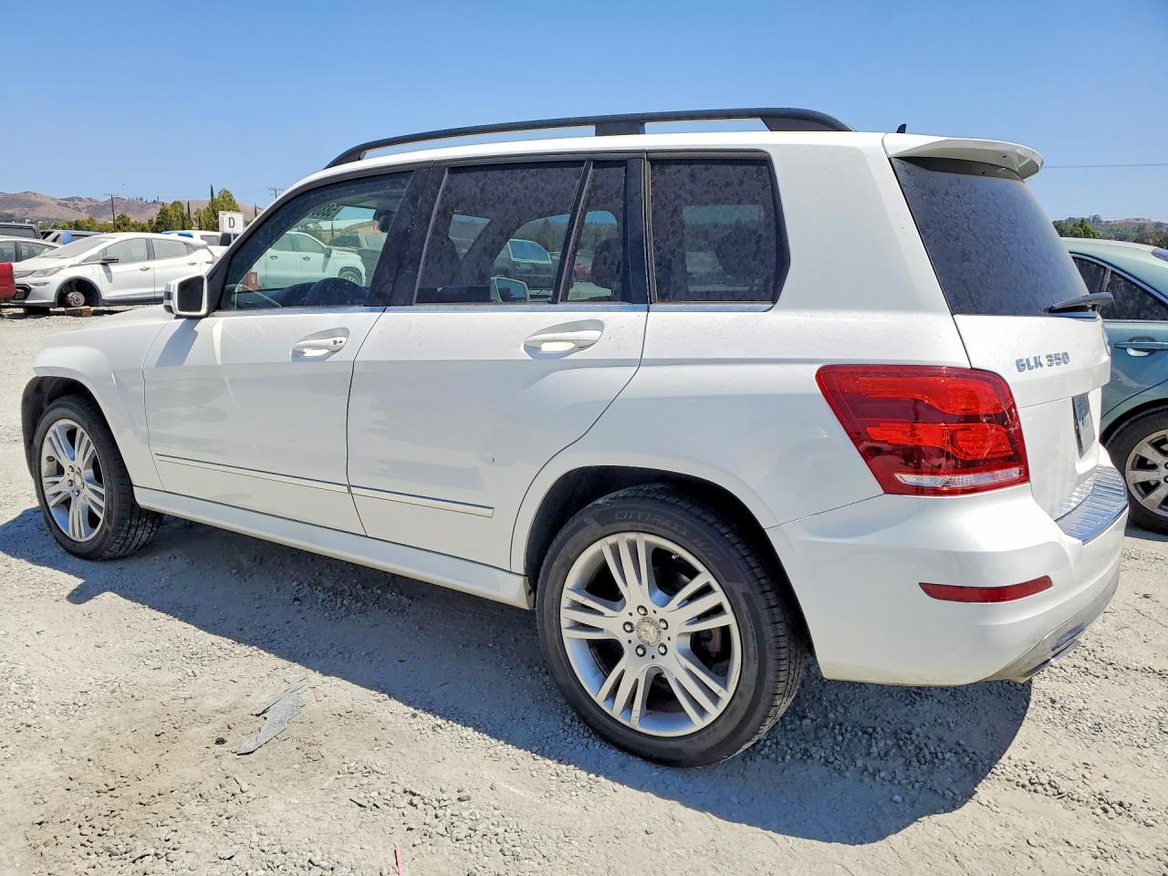 2015 Mercedes-benz Glk 350 White vin: WDCGG5HB0FG408487
