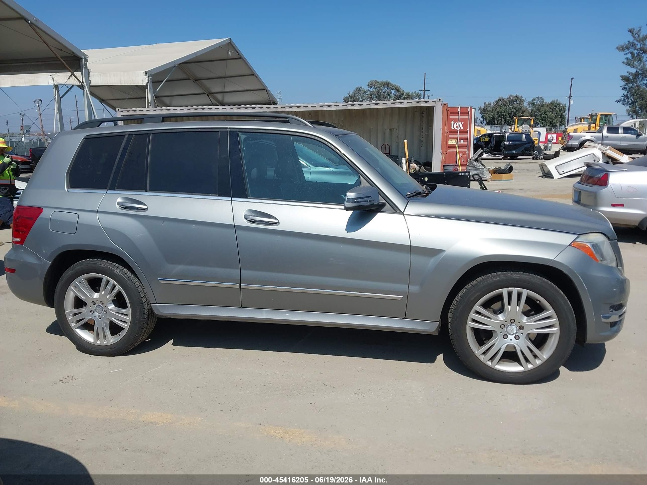 2015 Mercedes-benz Glk 350   Серый vin: WDCGG5HB0FG426939