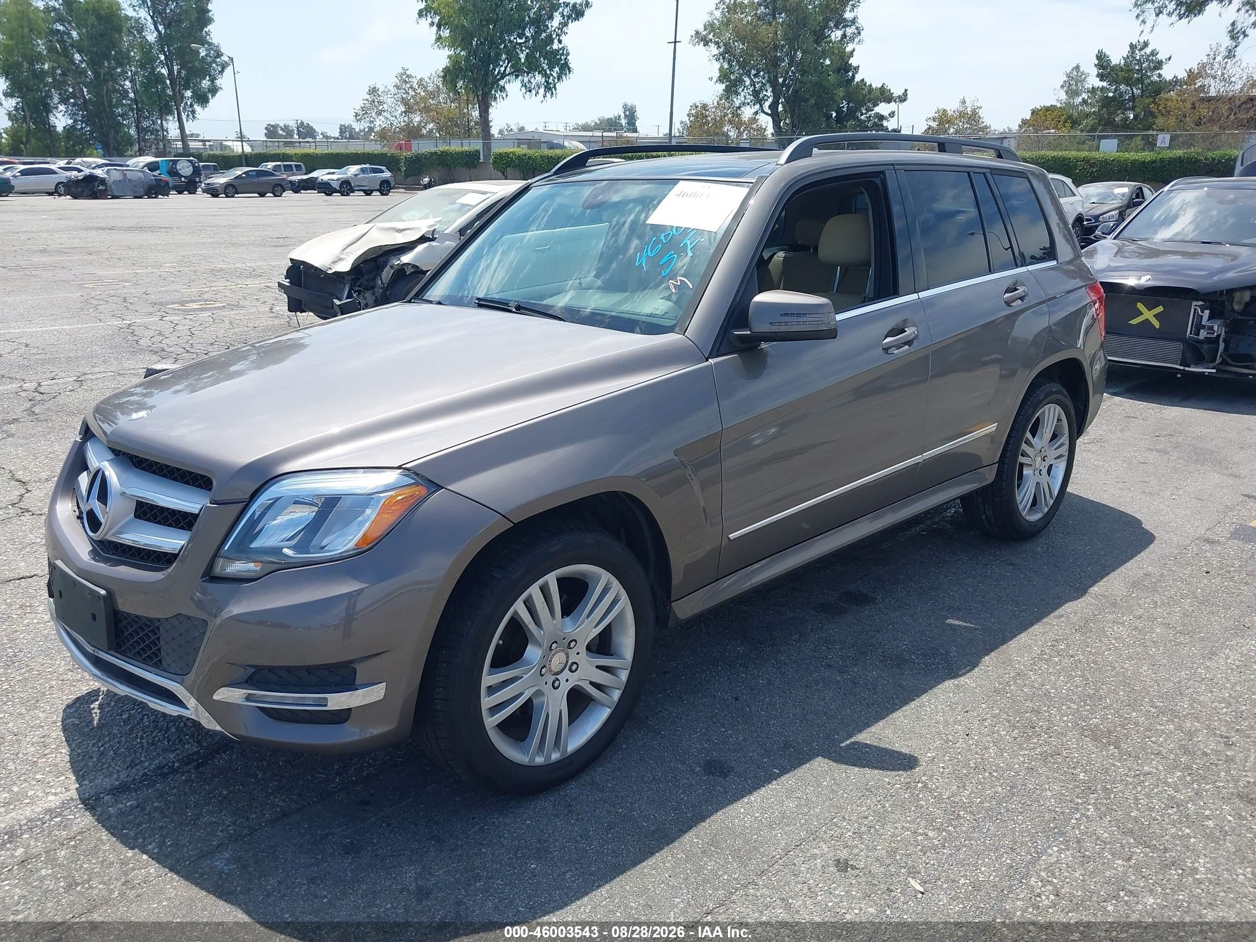 2013 Mercedes-benz Glk 350   Green vin: WDCGG5HB1DG053326