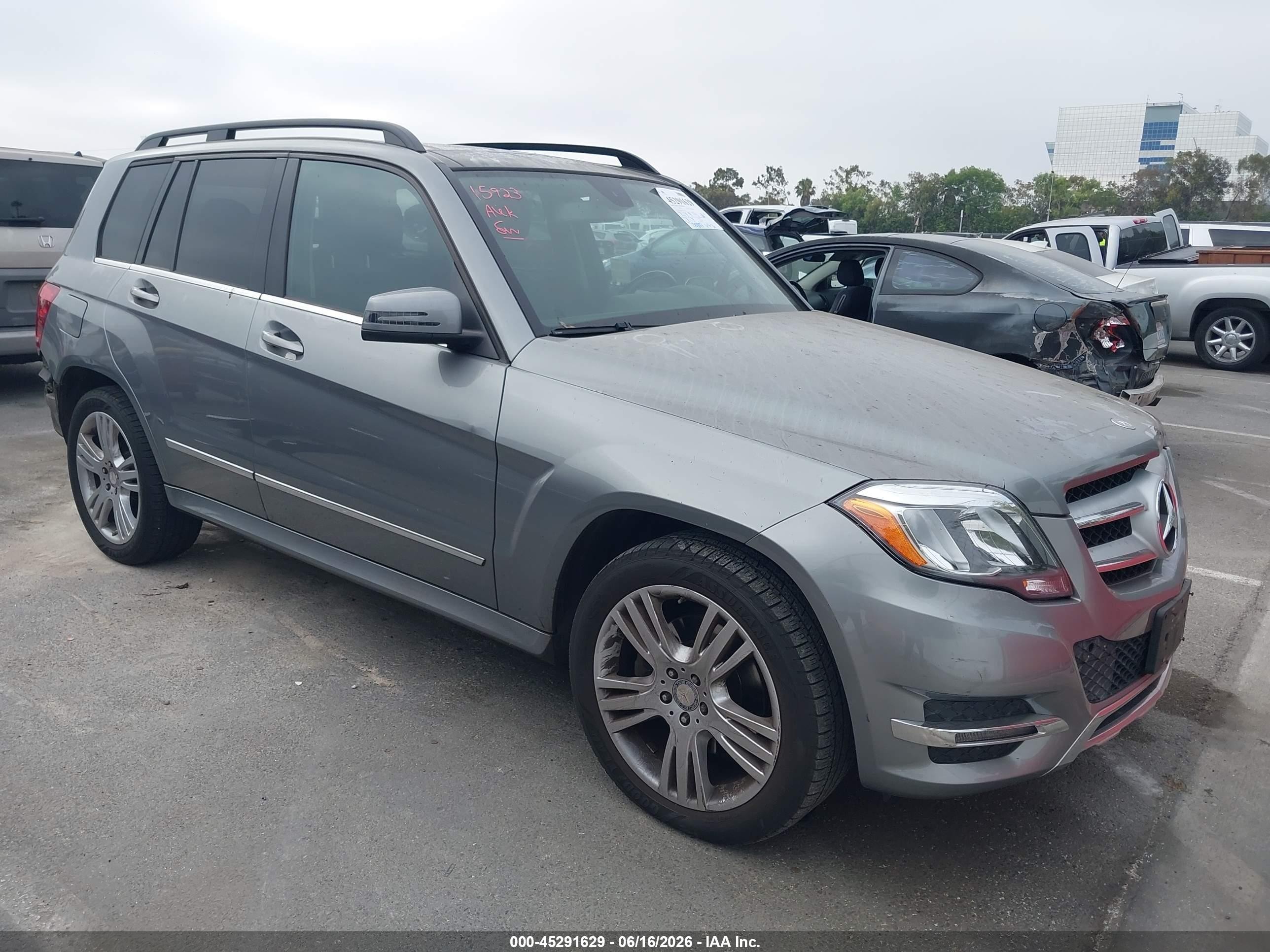 WDCGG5HB1EG253740
