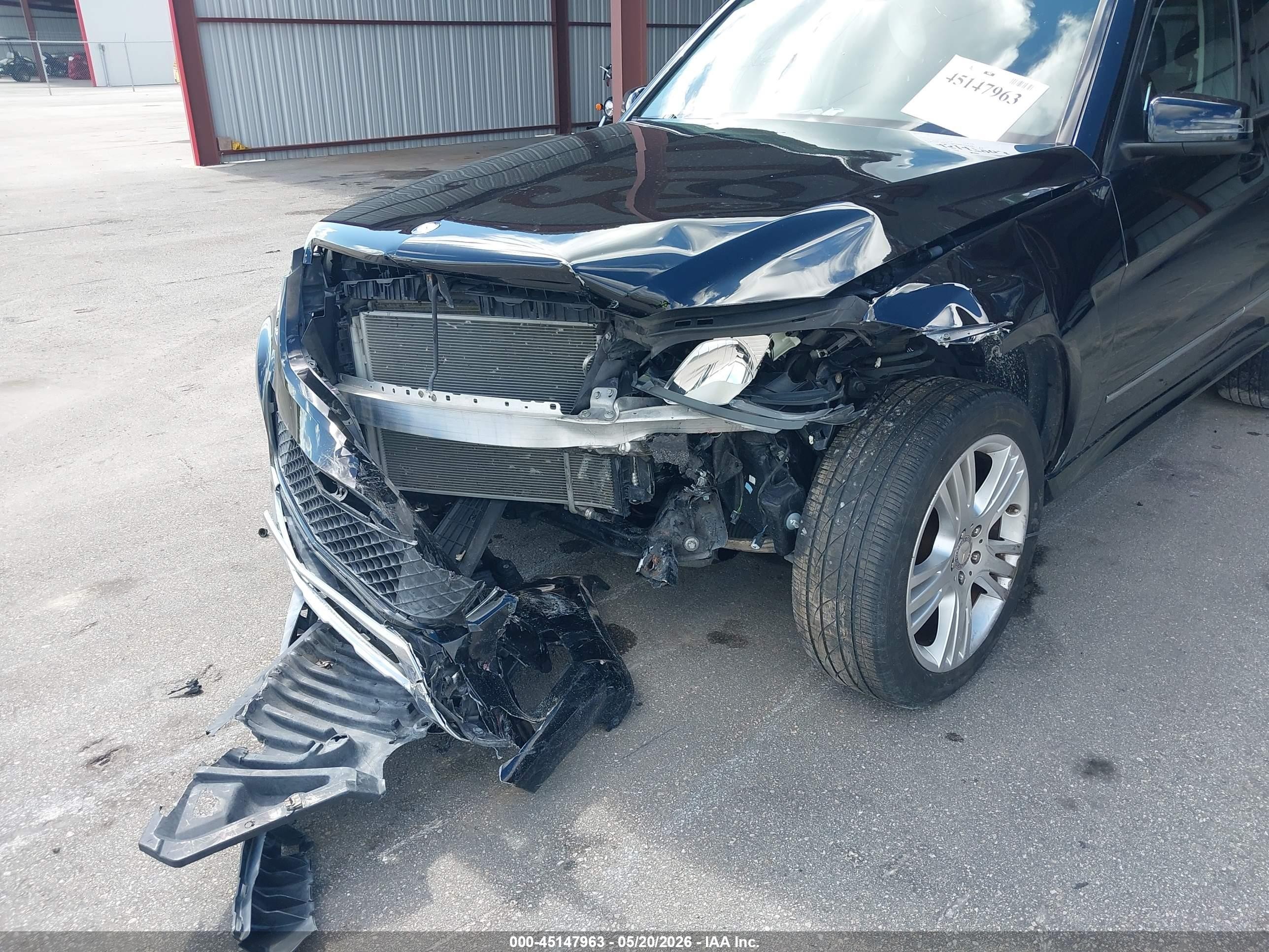 2014 Mercedes-benz Glk 350   Black vin: WDCGG5HB1EG280114