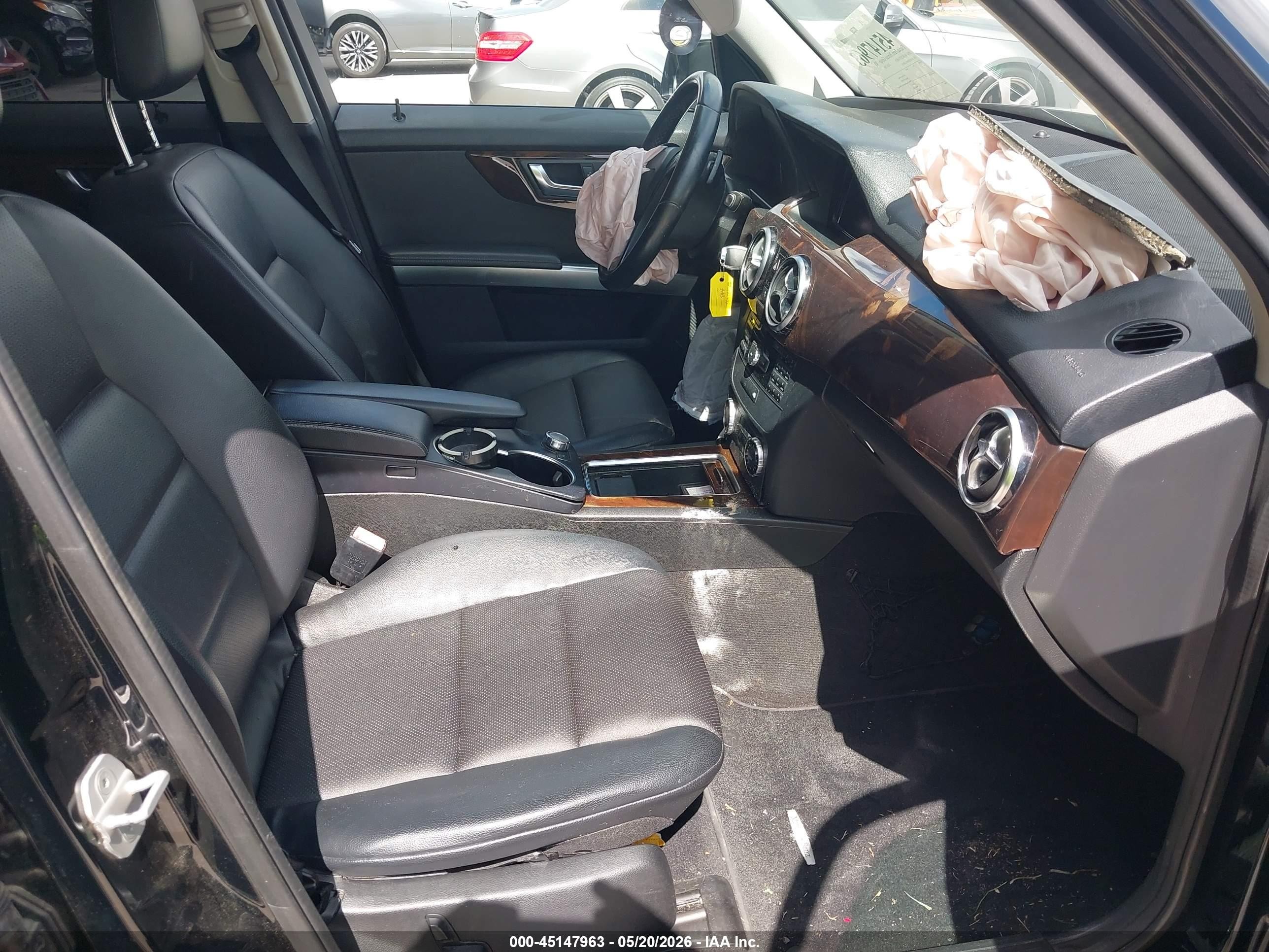 2014 Mercedes-benz Glk 350   Black vin: WDCGG5HB1EG280114