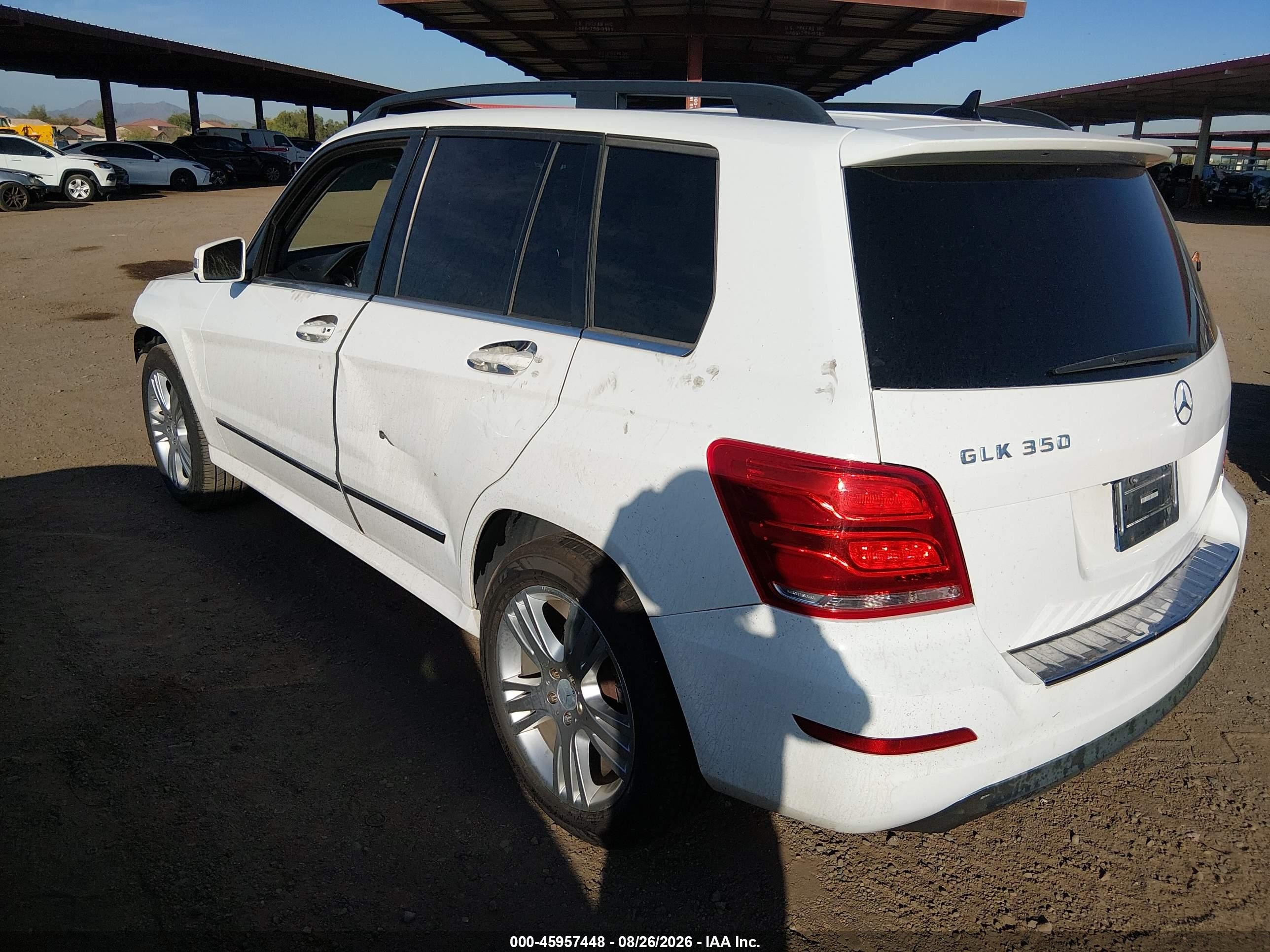 2014 Mercedes-benz Glk 350   White vin: WDCGG5HB1EG296085
