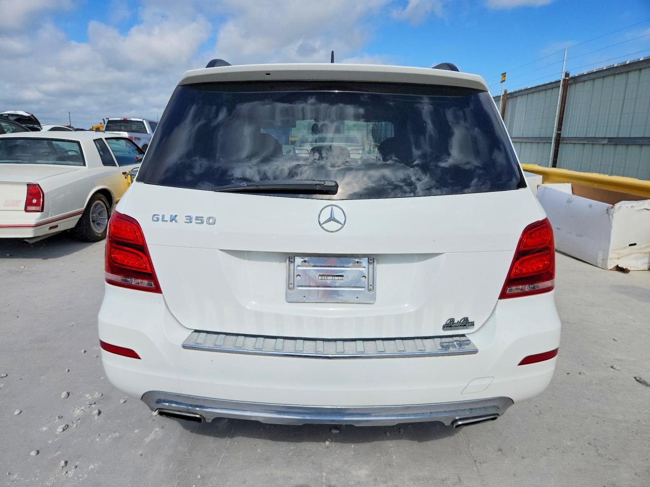 2015 Mercedes-benz Glk 350 White vin: WDCGG5HB1FG347747