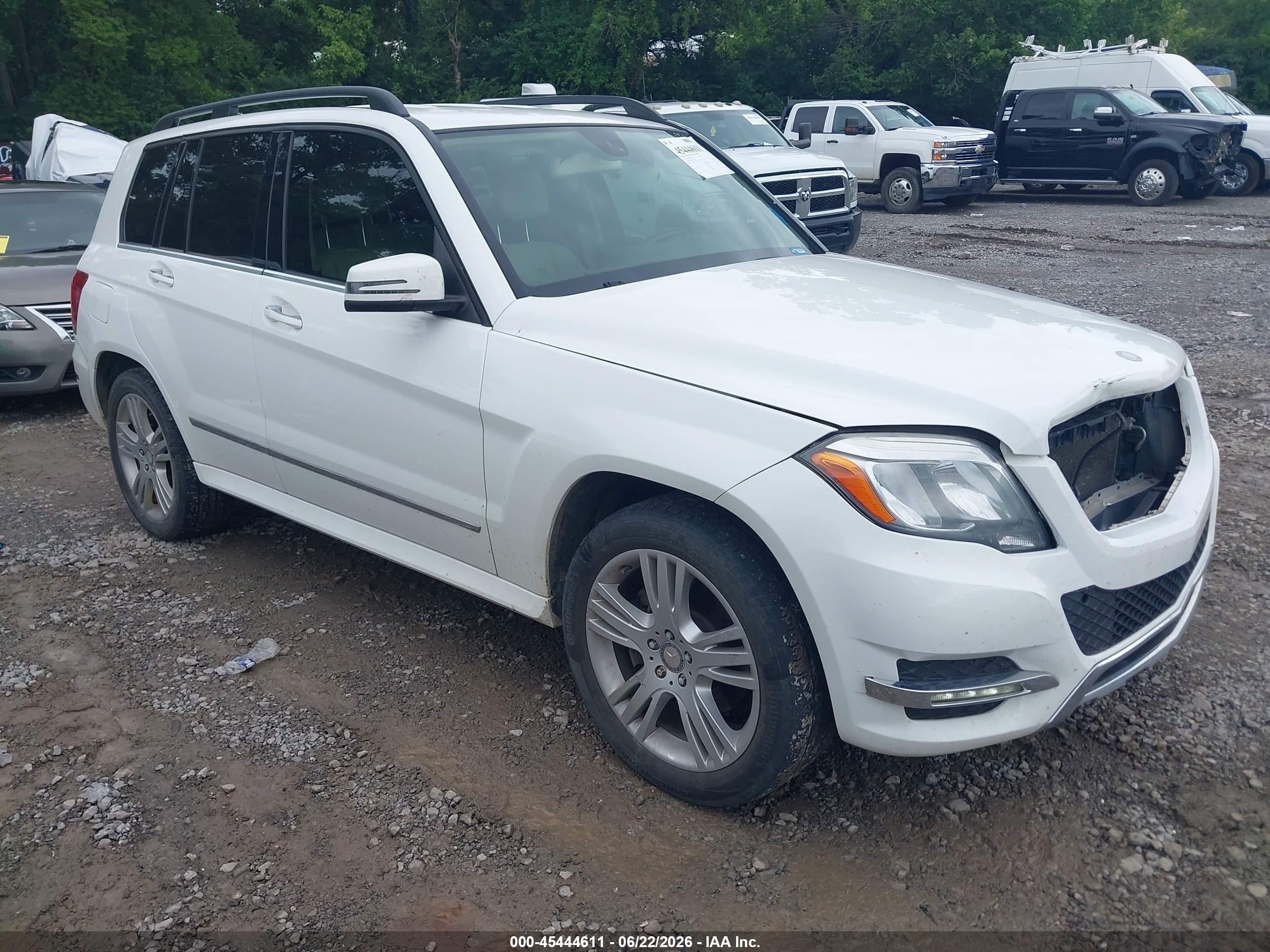2015 Mercedes-benz Glk 350   Белый vin: WDCGG5HB1FG391263