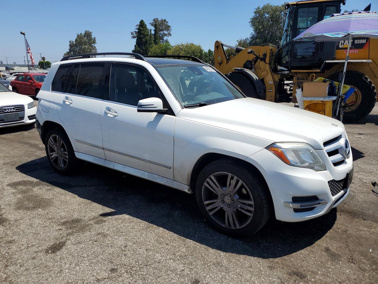 2015 Mercedes-benz Glk 350 White vin: WDCGG5HB1FG440641