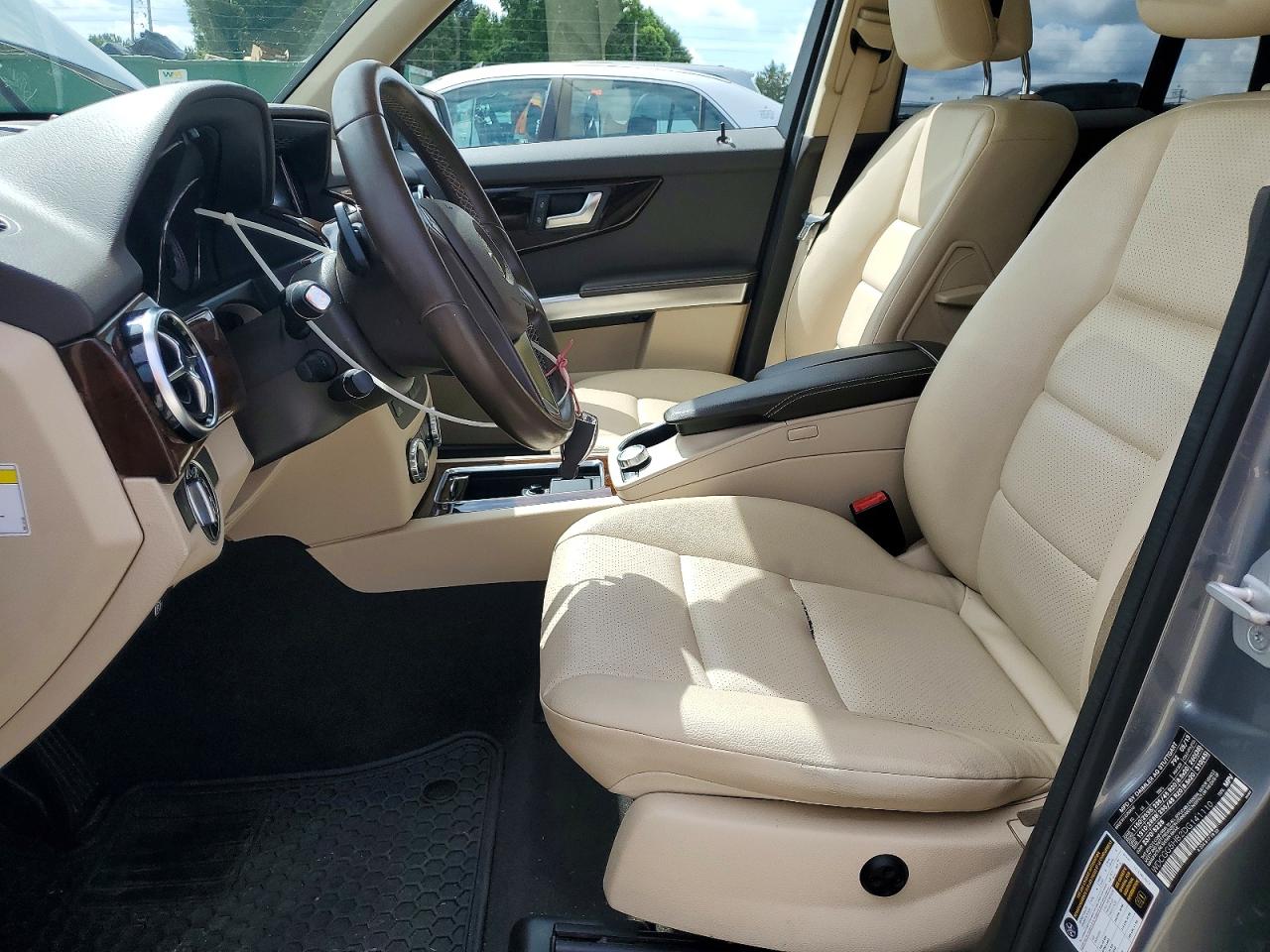 2013 Mercedes-benz Glk 350 Silver vin: WDCGG5HB2DG141110