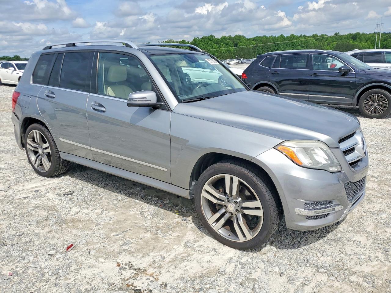 2013 Mercedes-benz Glk 350 Silver vin: WDCGG5HB2DG141110