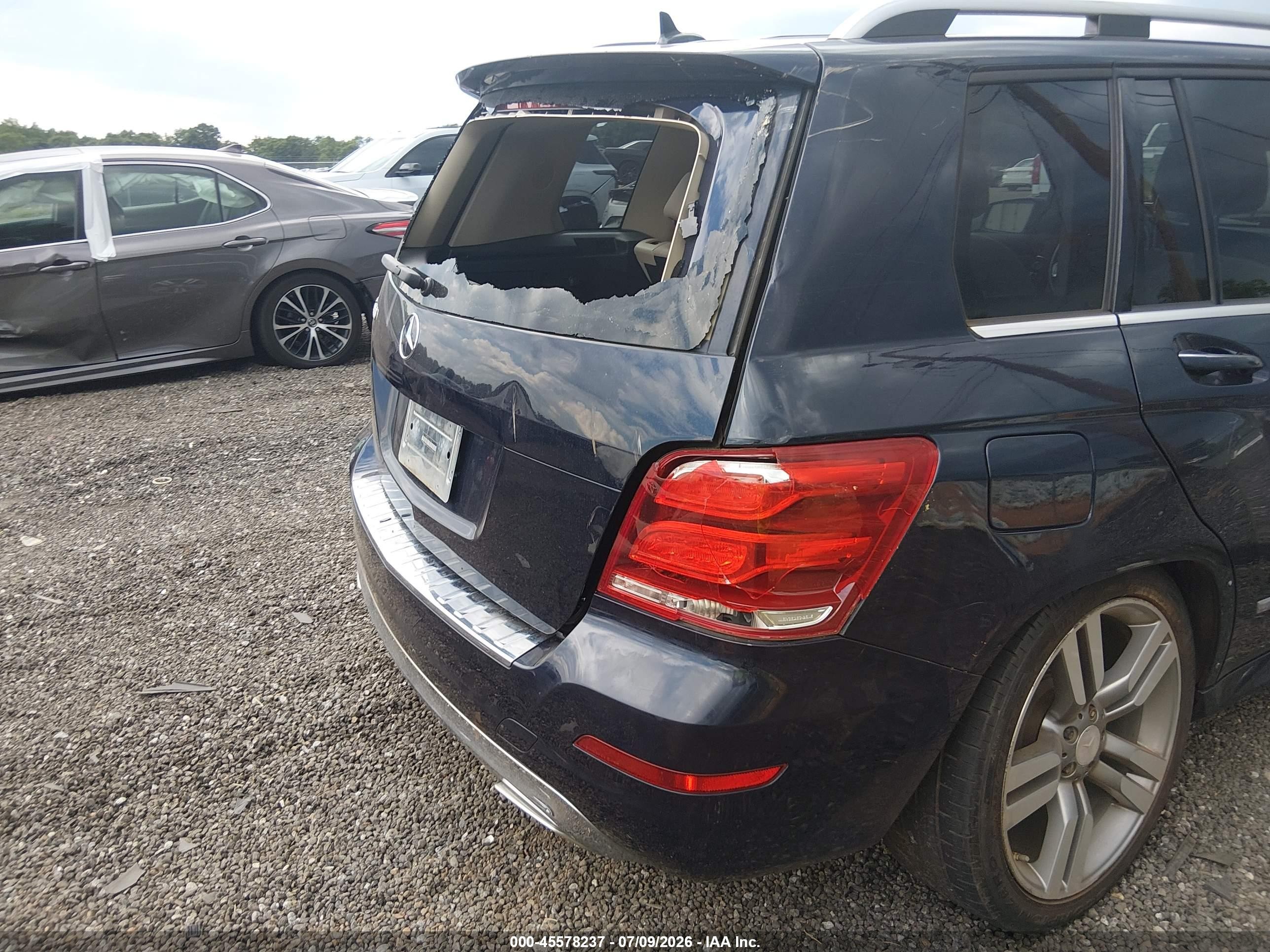 2014 Mercedes-benz Glk 350 Navy vin: WDCGG5HB2EG270806