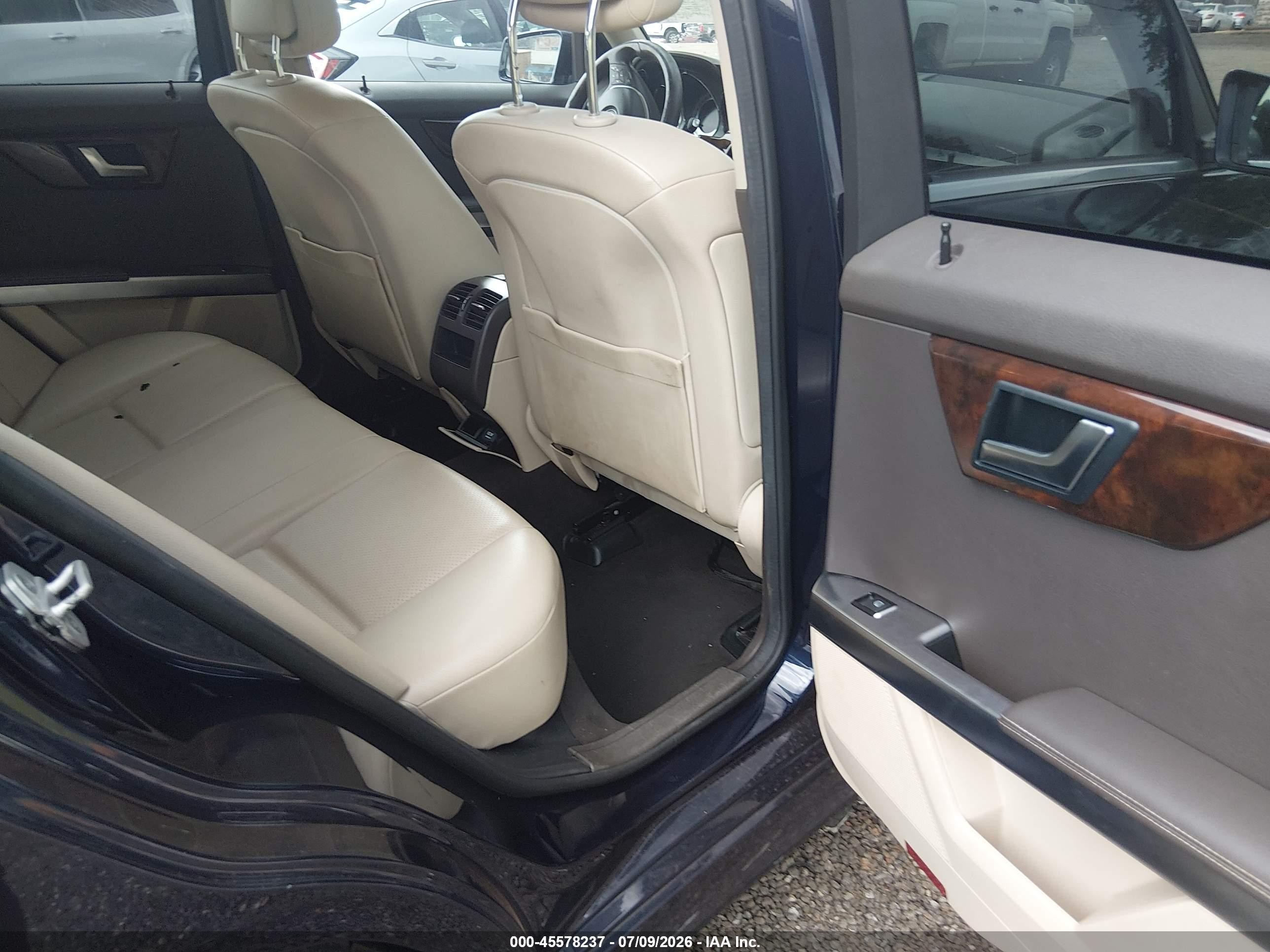 2014 Mercedes-benz Glk 350 Navy vin: WDCGG5HB2EG270806