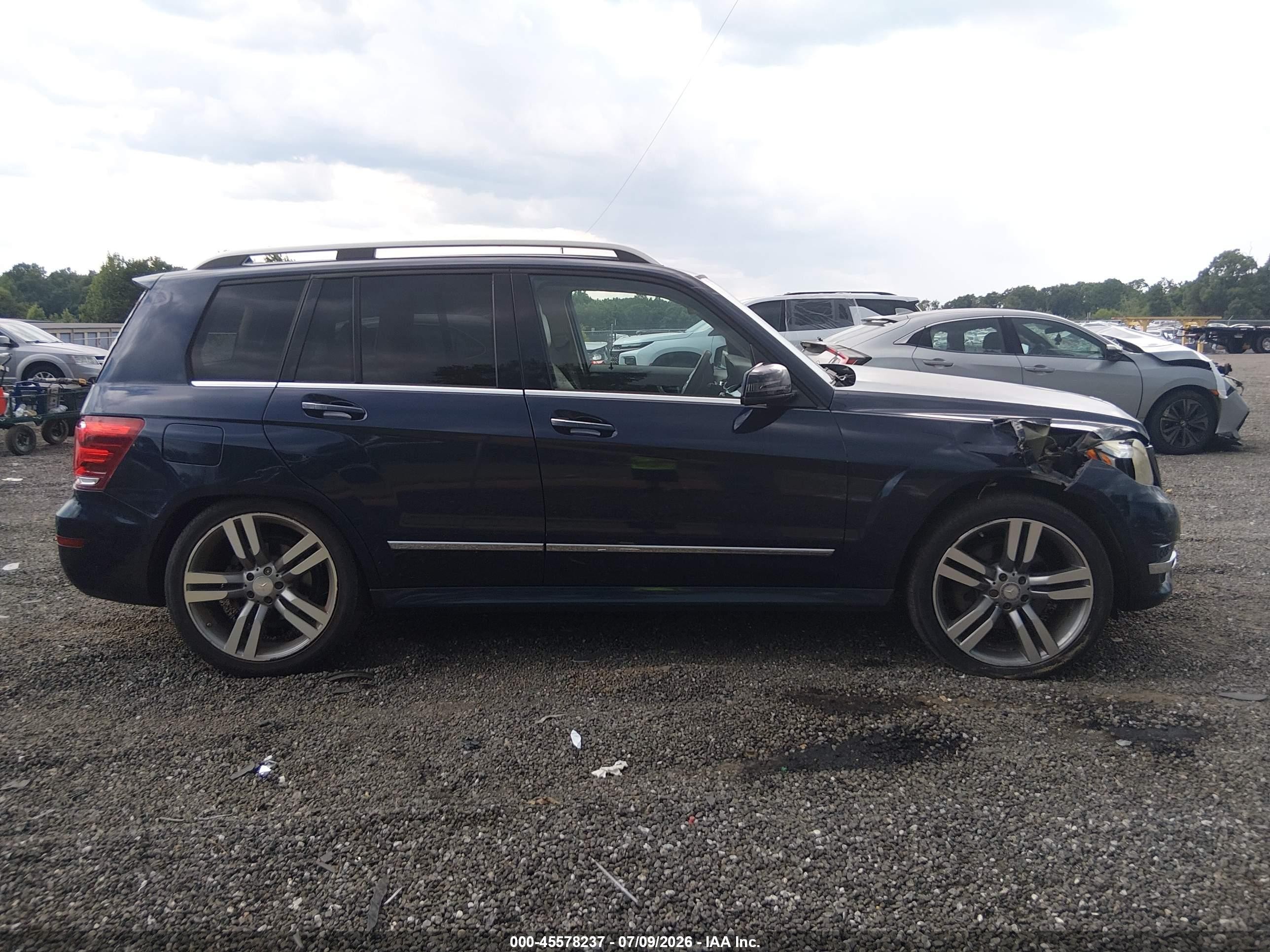 2014 Mercedes-benz Glk 350 Navy vin: WDCGG5HB2EG270806