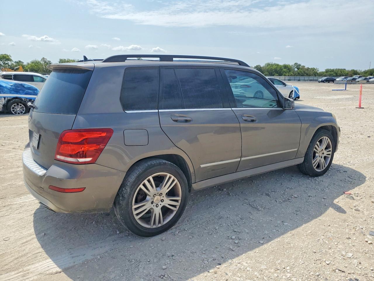 2014 Mercedes-benz Glk 350 Silver vin: WDCGG5HB2EG290621